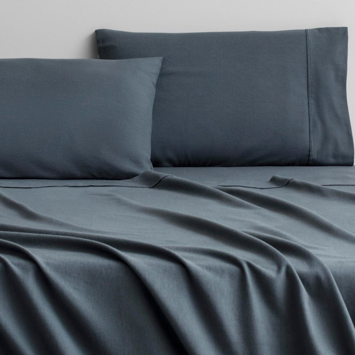 Sheridan NOCTURNAL Flannelette Sheet Set - Ultra Soft & Cozy Bedding for Winter Nights - Perfect for Cold Weather & Holiday Comfort