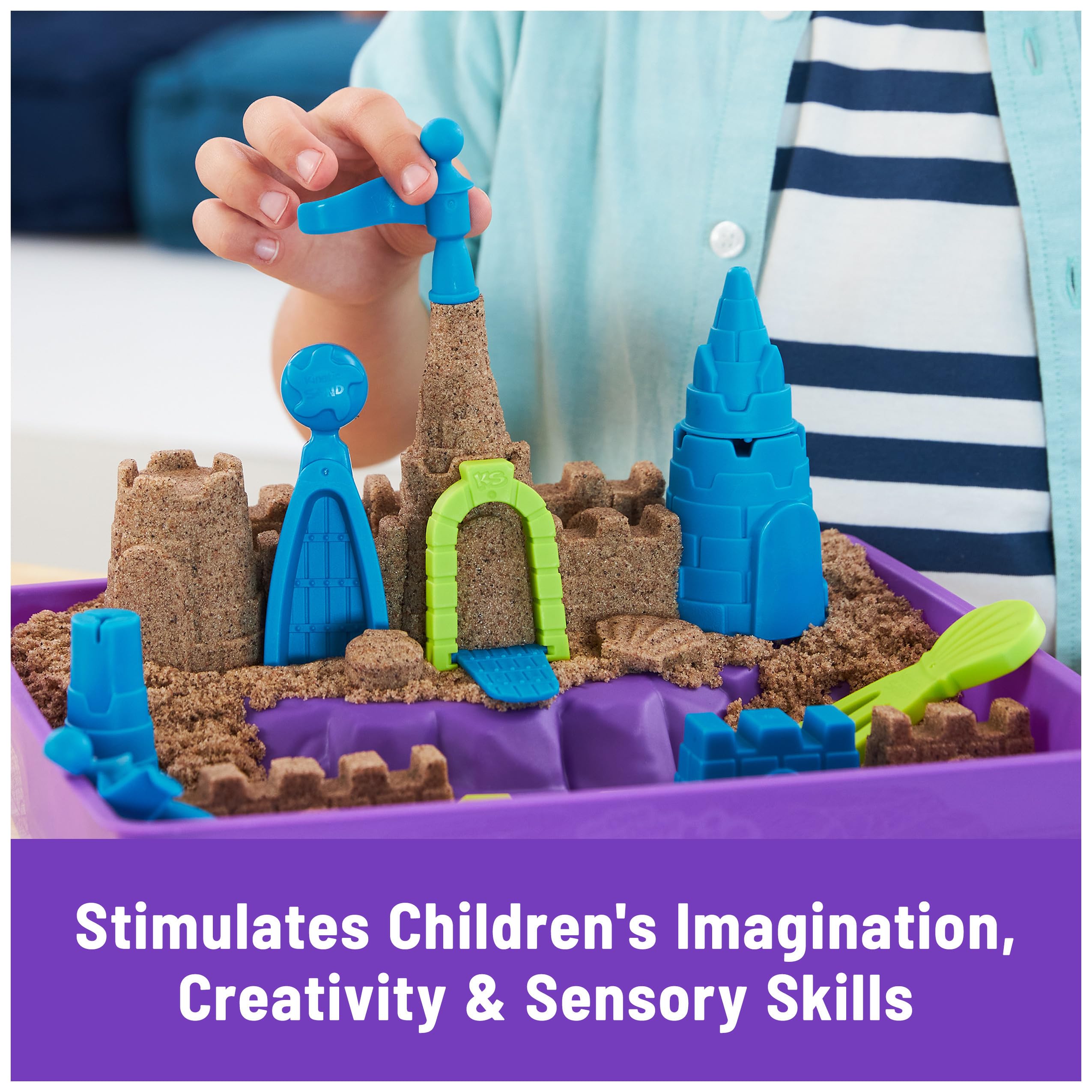 Kinetic Sand Deluxe Beach Castle Playset - 2.5lbs Sensory Sand with Molds & Tools for Kids Ages 5+ | Fun Indoor & Outdoor Creative Play, Stress Relief, Birthday Gift Idea