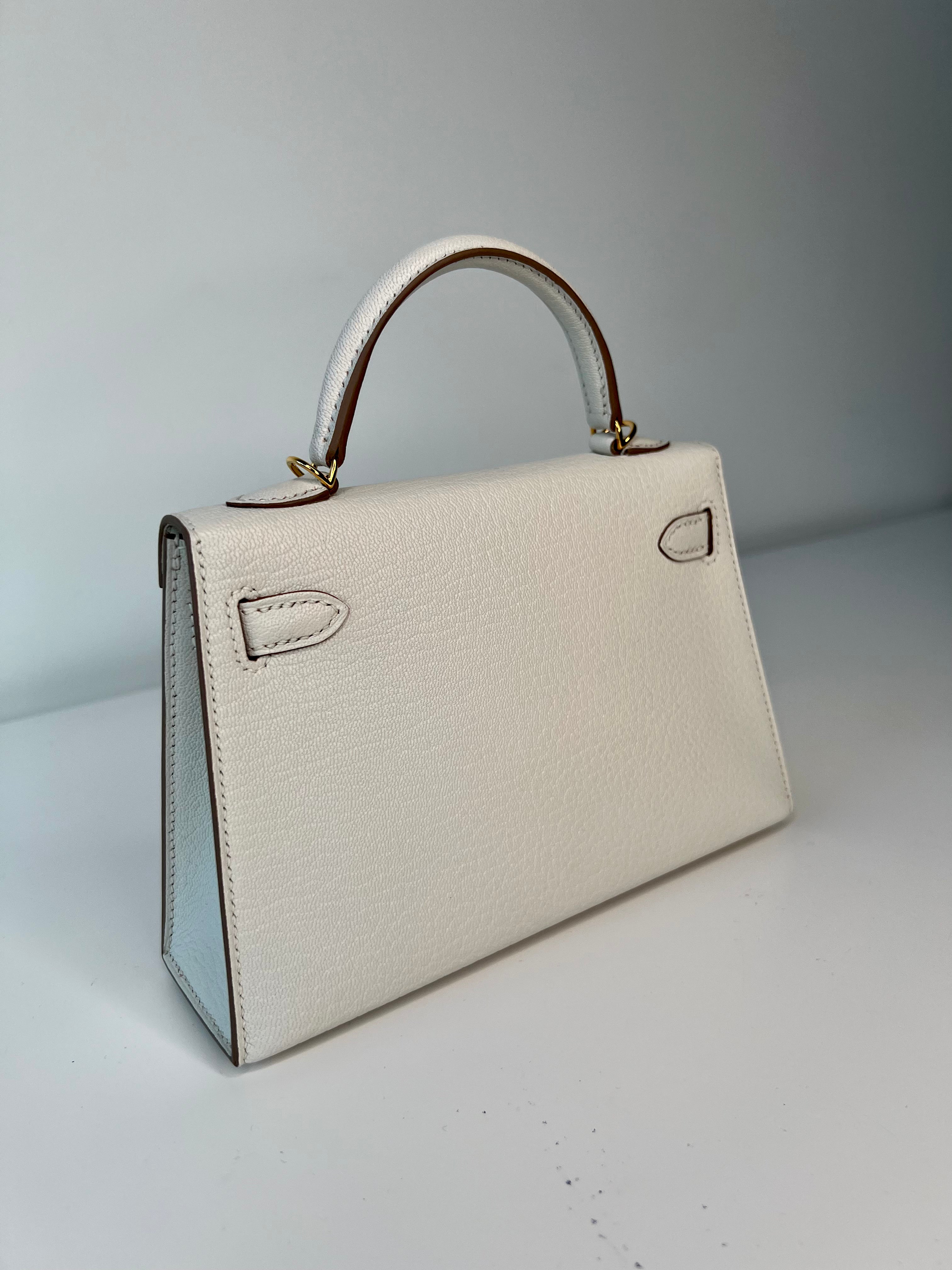 Hermes Kelly 20 Bag in Mushroom Chevre Leather with Gold Hardware - Luxury Handbag for Women, Perfect for Work, Parties & Special Occasions