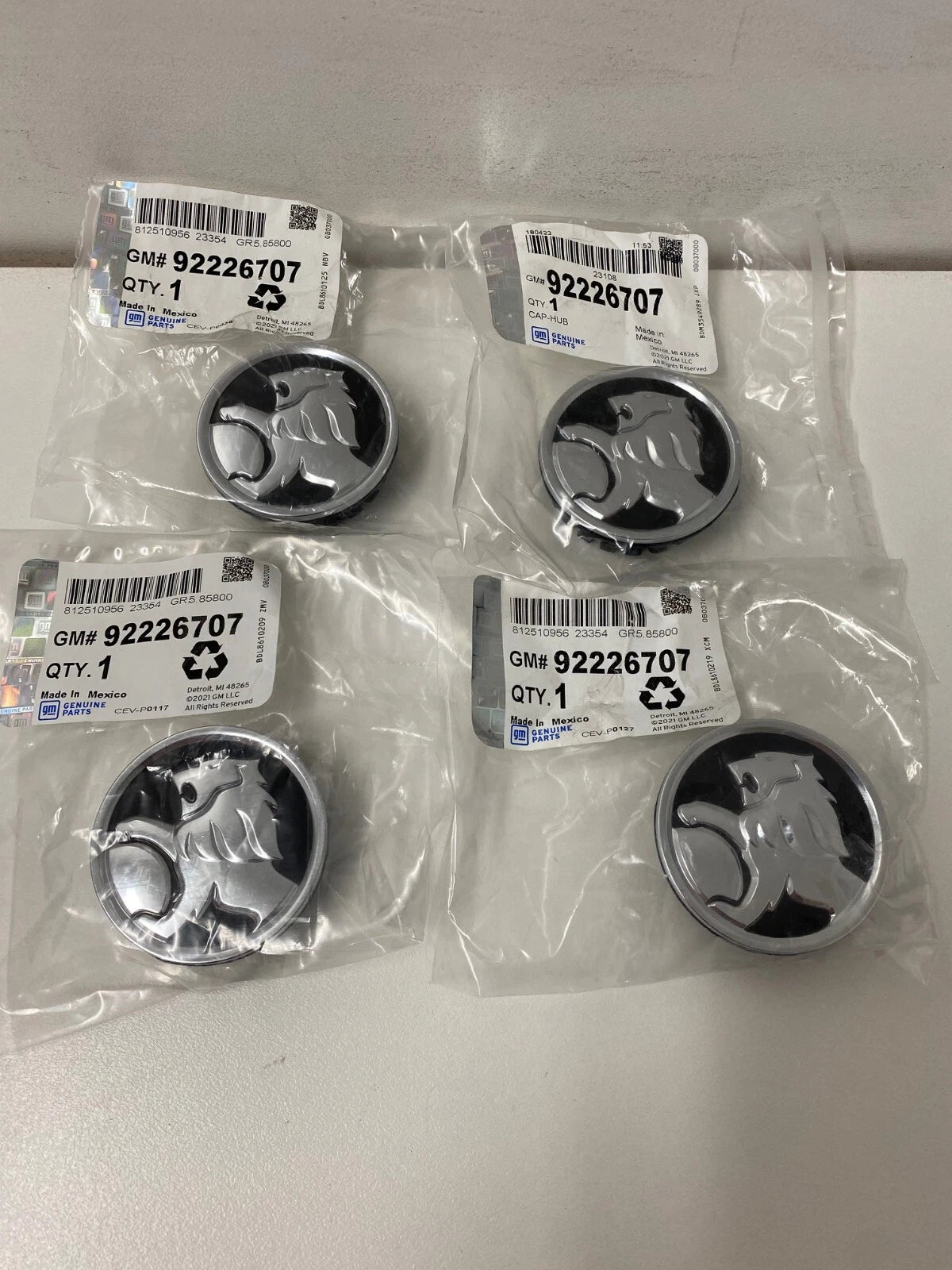 Genuine Holden Commodore VF SS SV6 SSV Wheel Caps Set of 4 (Part# 92226707) - Perfect for Car Upgrades & Replacement Parts