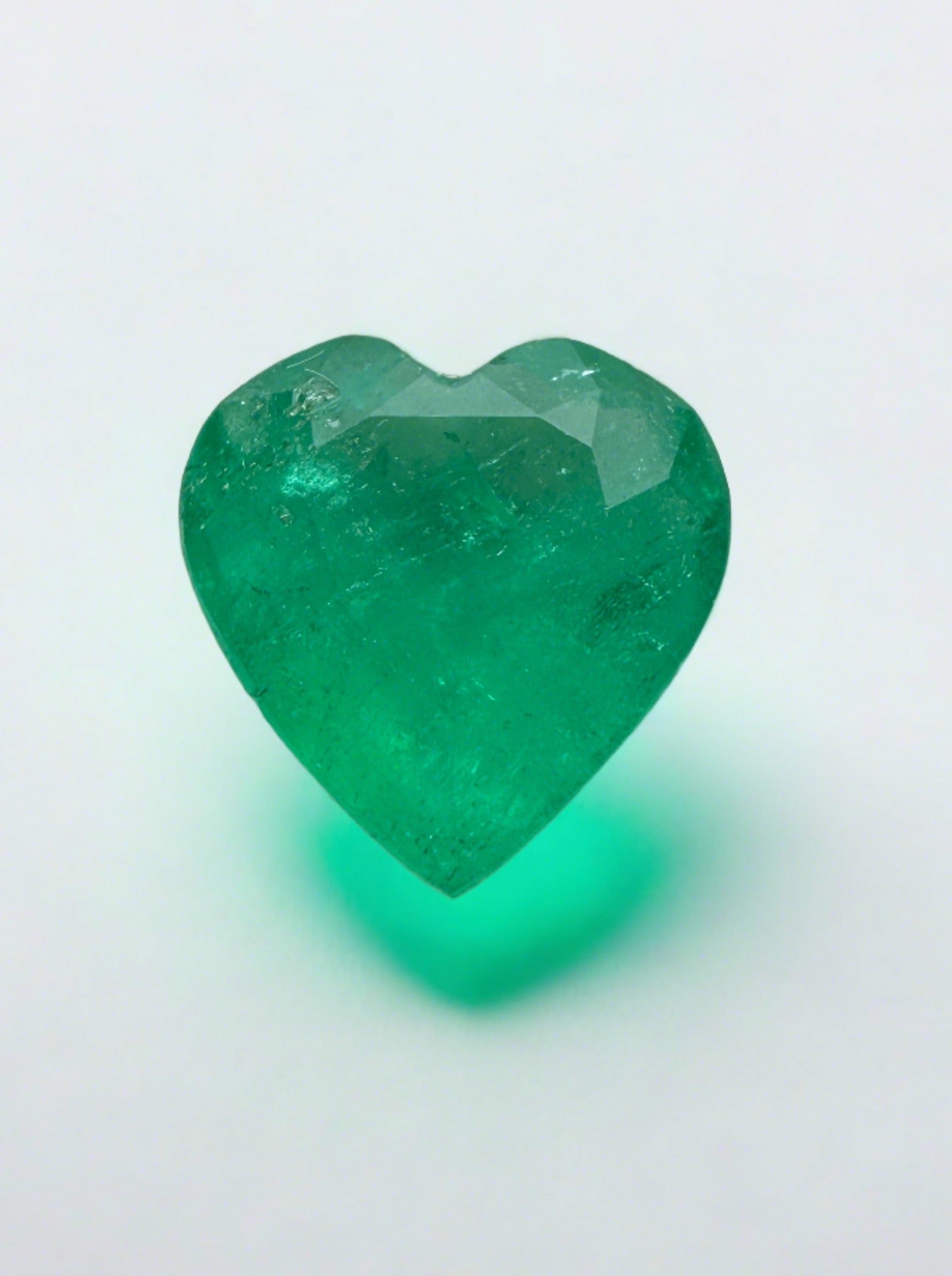 2.52 Carat Natural Colombian Emerald Heart Cut Loose Gemstone - 9.5x9.5mm Vivid Green for Jewelry Making, Engagement Rings & Collector's Items