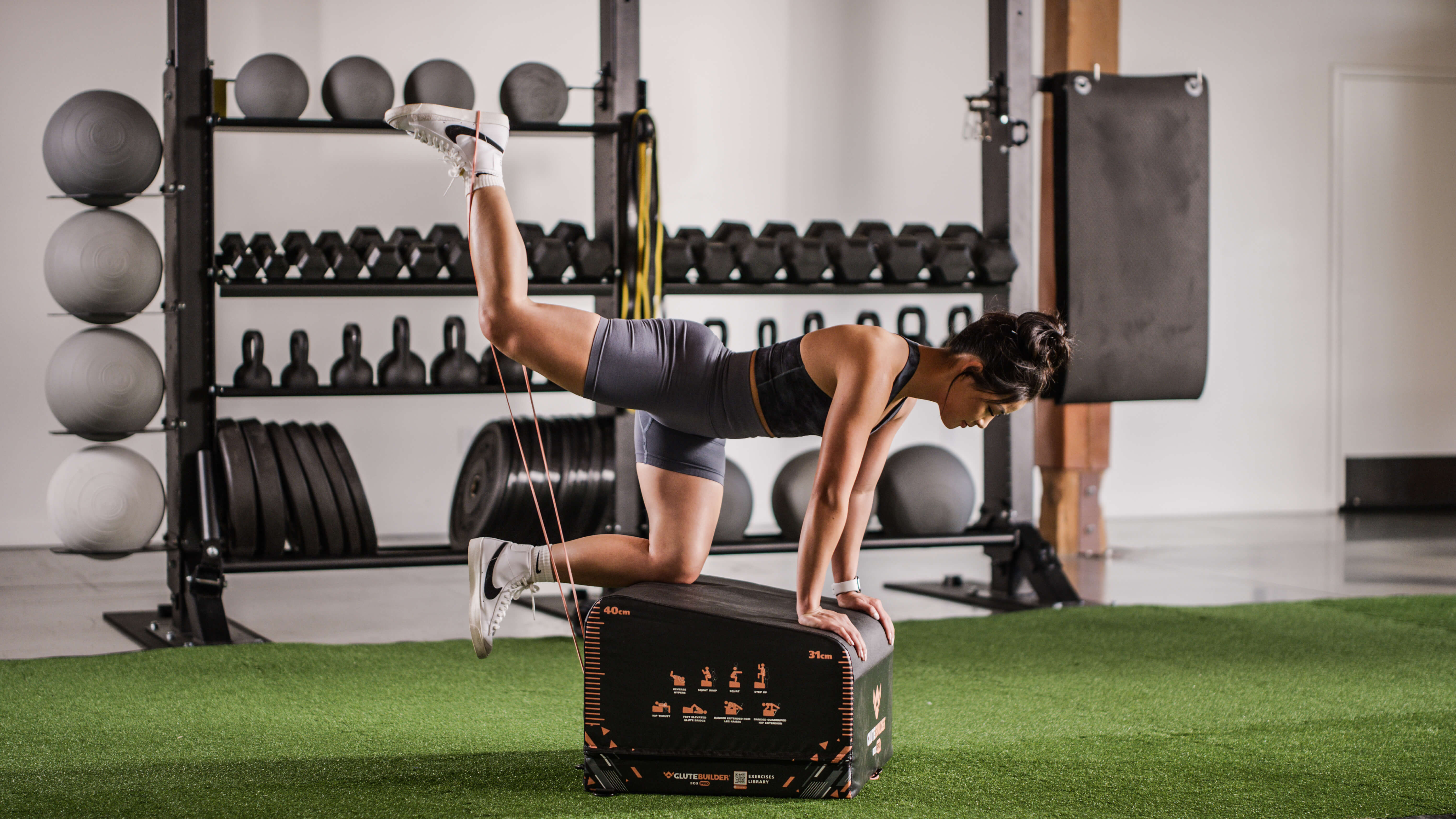 GluteBuilder Box Pro - Premium Glute Workout Equipment for Home & Gym - Perfect for Squats, Hip Thrusts & Strength Training