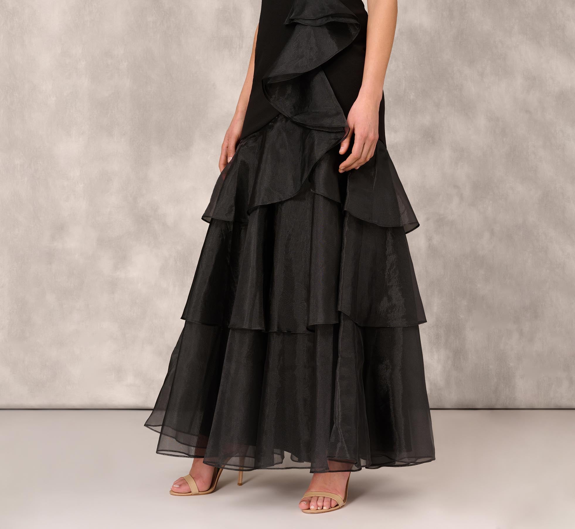 Elegant Black Tiered Trumpet Dress with Ruffles - Perfect for Evening Parties, Weddings & Special Occasions