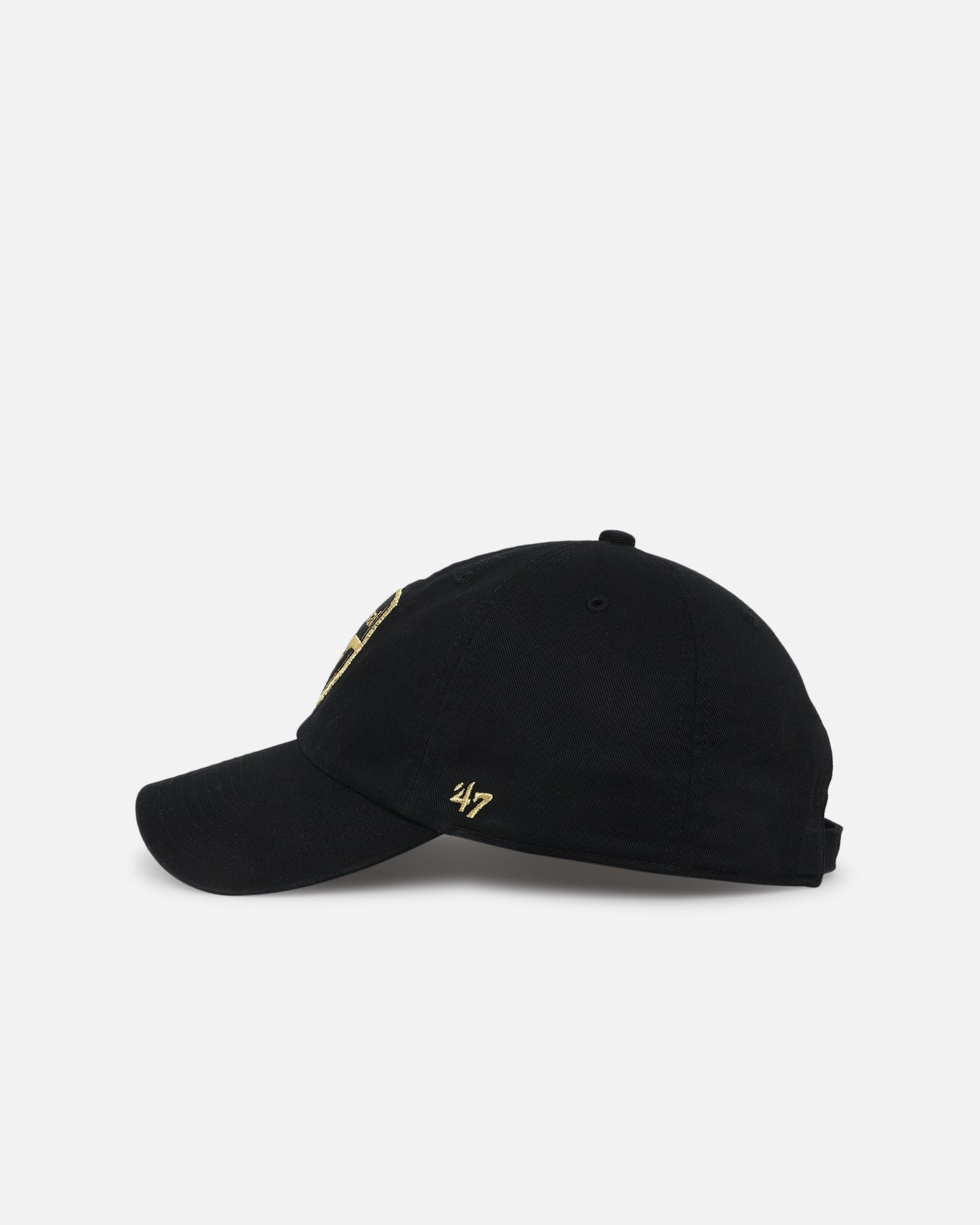 47 Brand Arsenal FC 'Metallic' 47 Clean Up Adjustable Strapback Snapback Hat - Black & Gold Baseball Cap for Men, Women - Perfect for Football Games, Streetwear & Casual Outfits