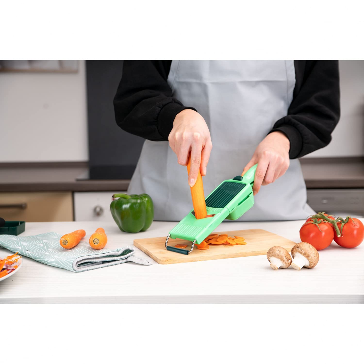 Genius A82135 Nicer Dicer Quick Professional Plastic Food Chopper - Effortless Vegetable & Fruit Slicing for Meal Prep, Salads & Cooking - Perfect for Home Kitchens & Restaurants