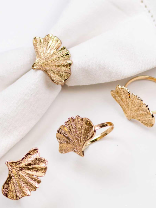 Elegant Gold Sea Fan Napkin Rings Set of 4 - Perfect for Beach Weddings, Coastal Dining & Ocean-Themed Parties