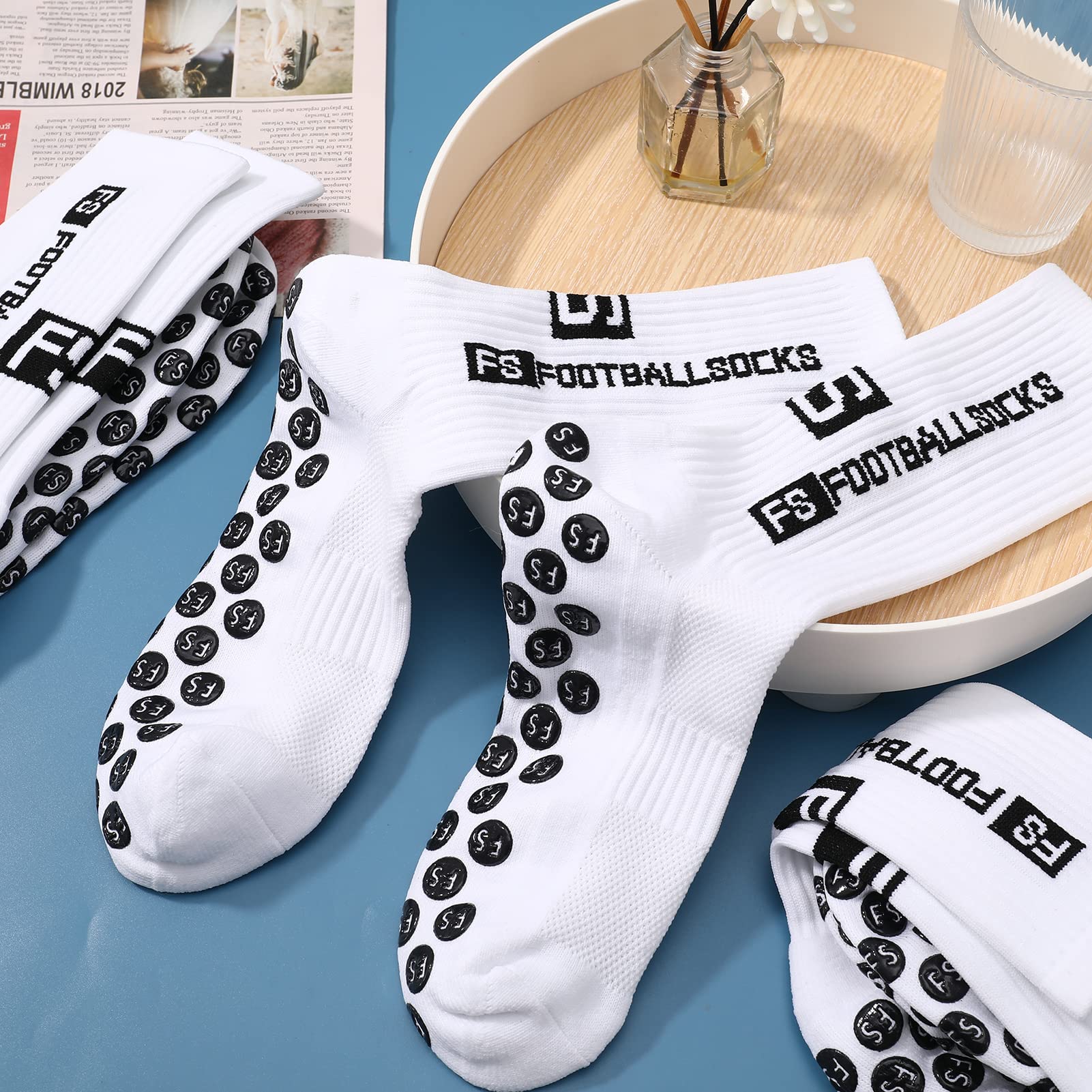 **DragonflyDreams 3 Pairs Non-Slip Soccer Socks for Men & Women - Anti-Slip Football Socks with Rubber Dots, Breathable Athletic Socks for Running, Basketball, Volleyball, Yoga & Sports - Perfect for Training & Gym Workouts**