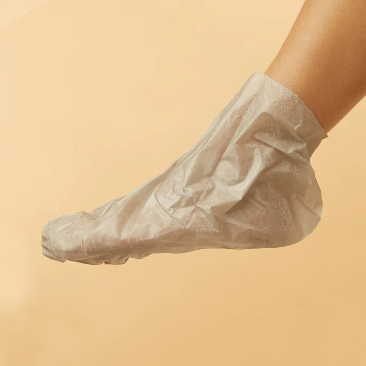 Collagen Infused Socks with Argan Oil - 3 Pack Moisturizing Foot Care for Dry Skin - Perfect for Nighttime Hydration, Spa Treatments & Relaxation