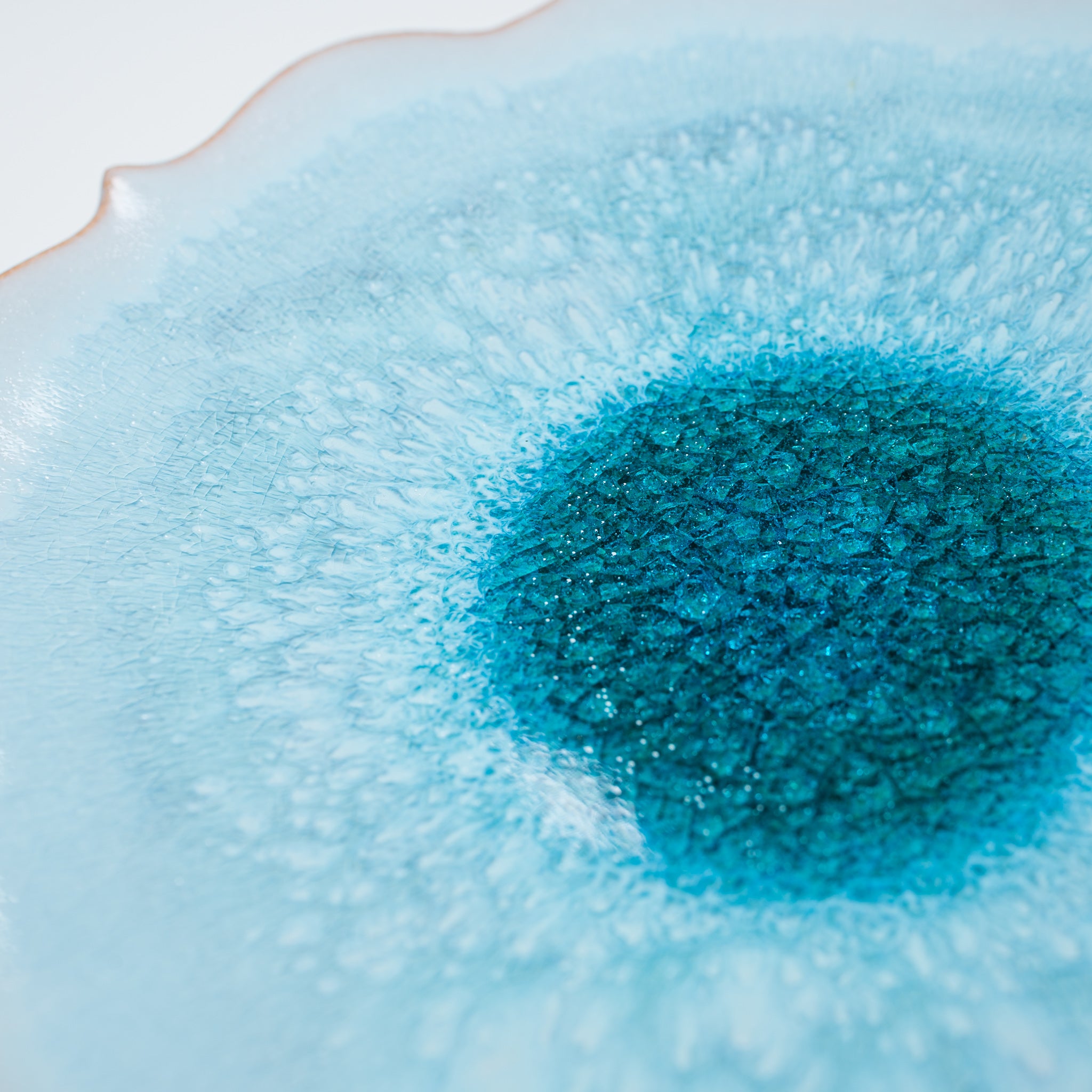 Tenryu Kiln Hagi Ware Flower Plate - Handmade Japanese Ceramic Dish in Sky Blue, Perfect for Sushi, Desserts & Home Decor