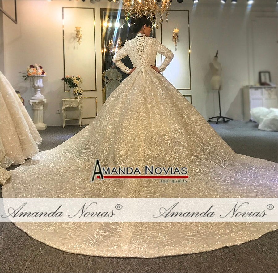 Luxury Beaded Fabric Ball Gown Muslim Wedding Dress NS3907 - Elegant Bridal Gown for Islamic Ceremonies & Special Occasions