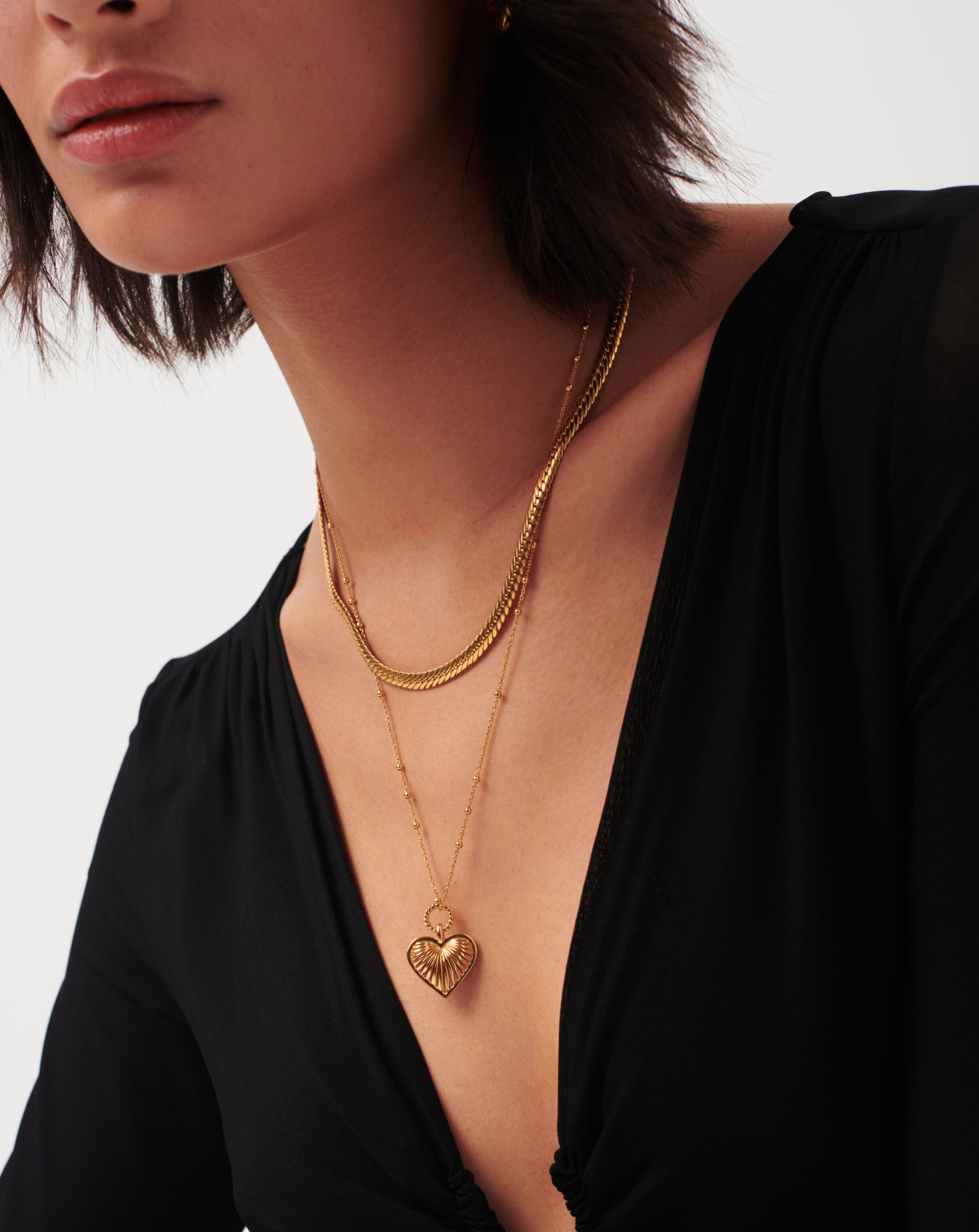 Elegant Camail Chain Necklace for Women - Vintage Silver Plated Jewelry Gift - Perfect for Parties, Weddings & Everyday Wear