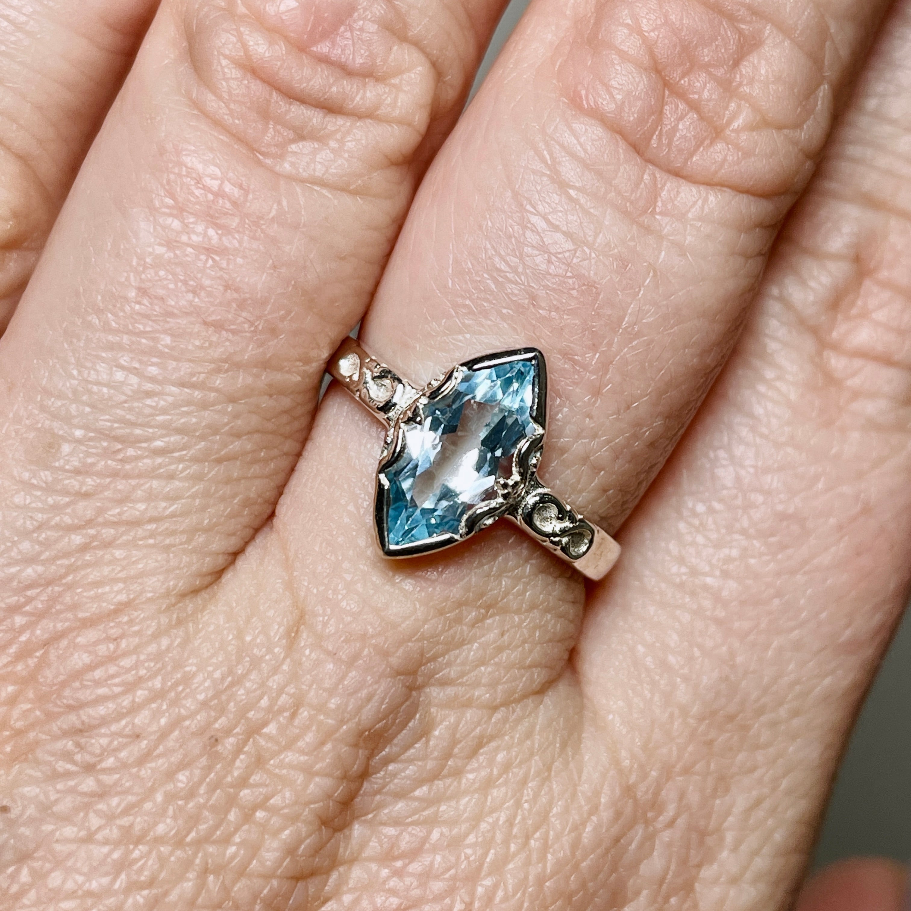 Blue Topaz Faceted Marquise Ring in Sterling Silver - Elegant Jewelry for Women, Perfect for Weddings, Anniversaries & Special Occasions - R3726