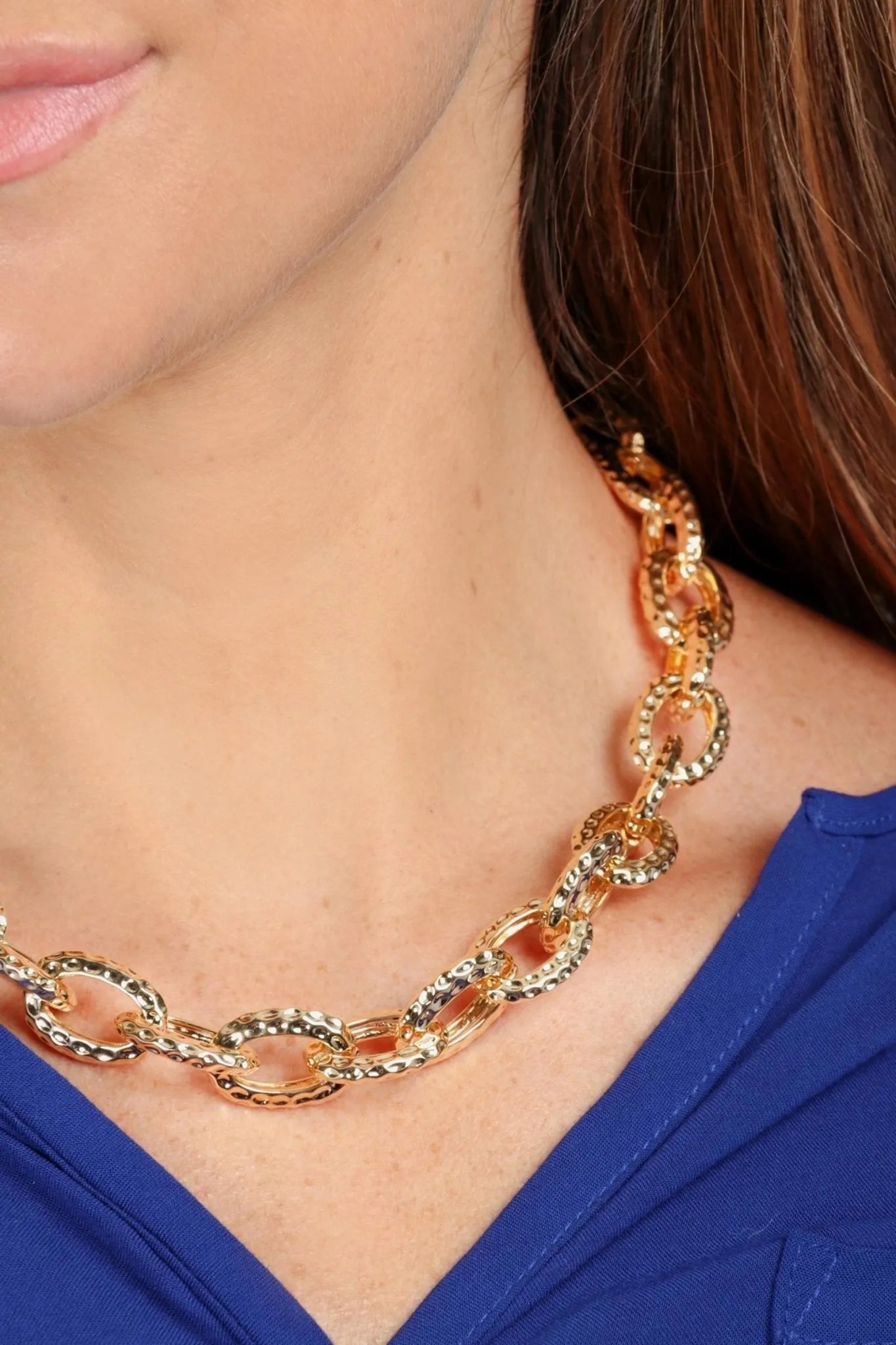 Hammered Gold Chain Necklace for Women - 14K Gold Plated Chunky Link Necklace - Elegant Layering Jewelry for Everyday Wear, Parties & Gifts