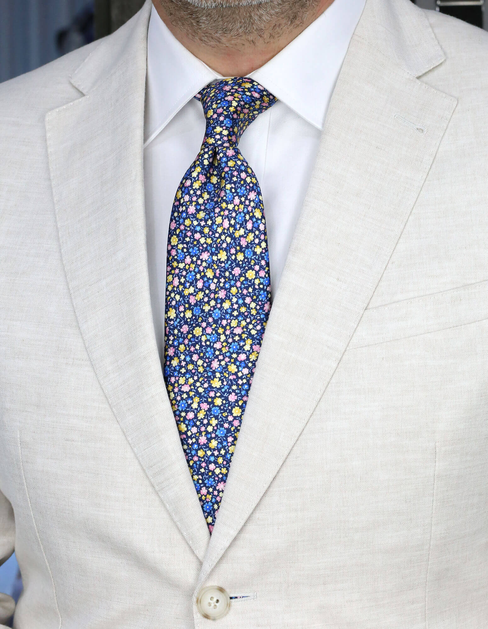 Elegant Yellow Floral Tie for Men - DÉCLIC Bello Silk Necktie - Perfect for Weddings, Business Meetings & Formal Events