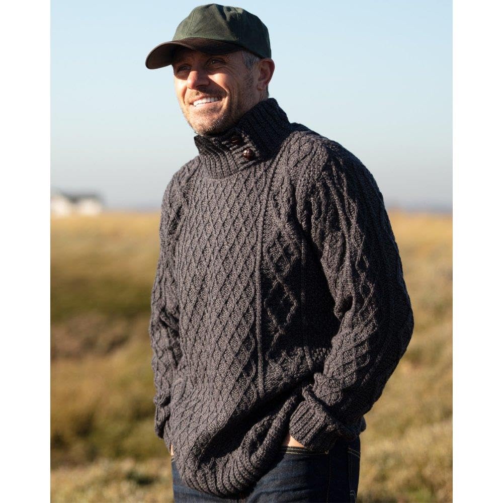 Walker & Hawkes Men's Merino Wool Mountfield Sweater - Premium Knitwear for Business Casual & Outdoor Activities