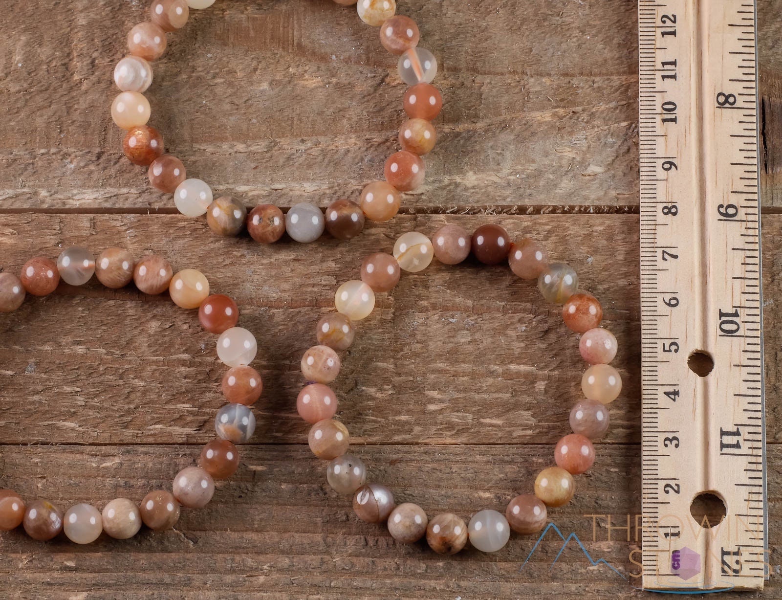 Peach Moonstone Crystal Bracelet with Round Beads - Handmade Healing Jewelry for Women, Spiritual Energy & Chakra Balancing - Perfect for Meditation, Yoga & Everyday Wear (E0587)