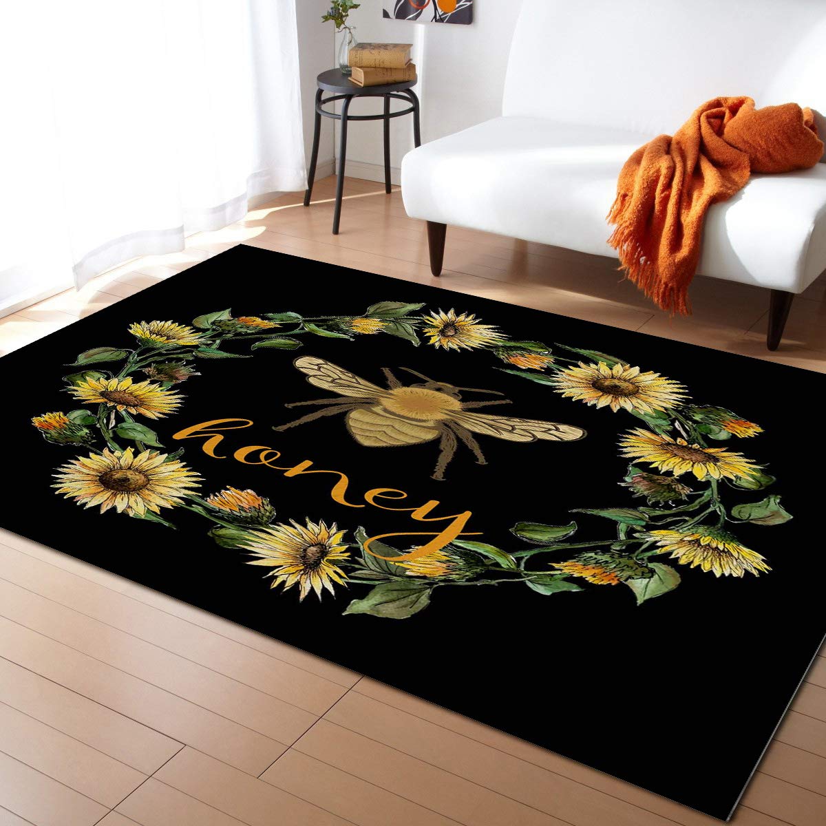 Vintage Floral & Bee Area Runner Rug 2'7