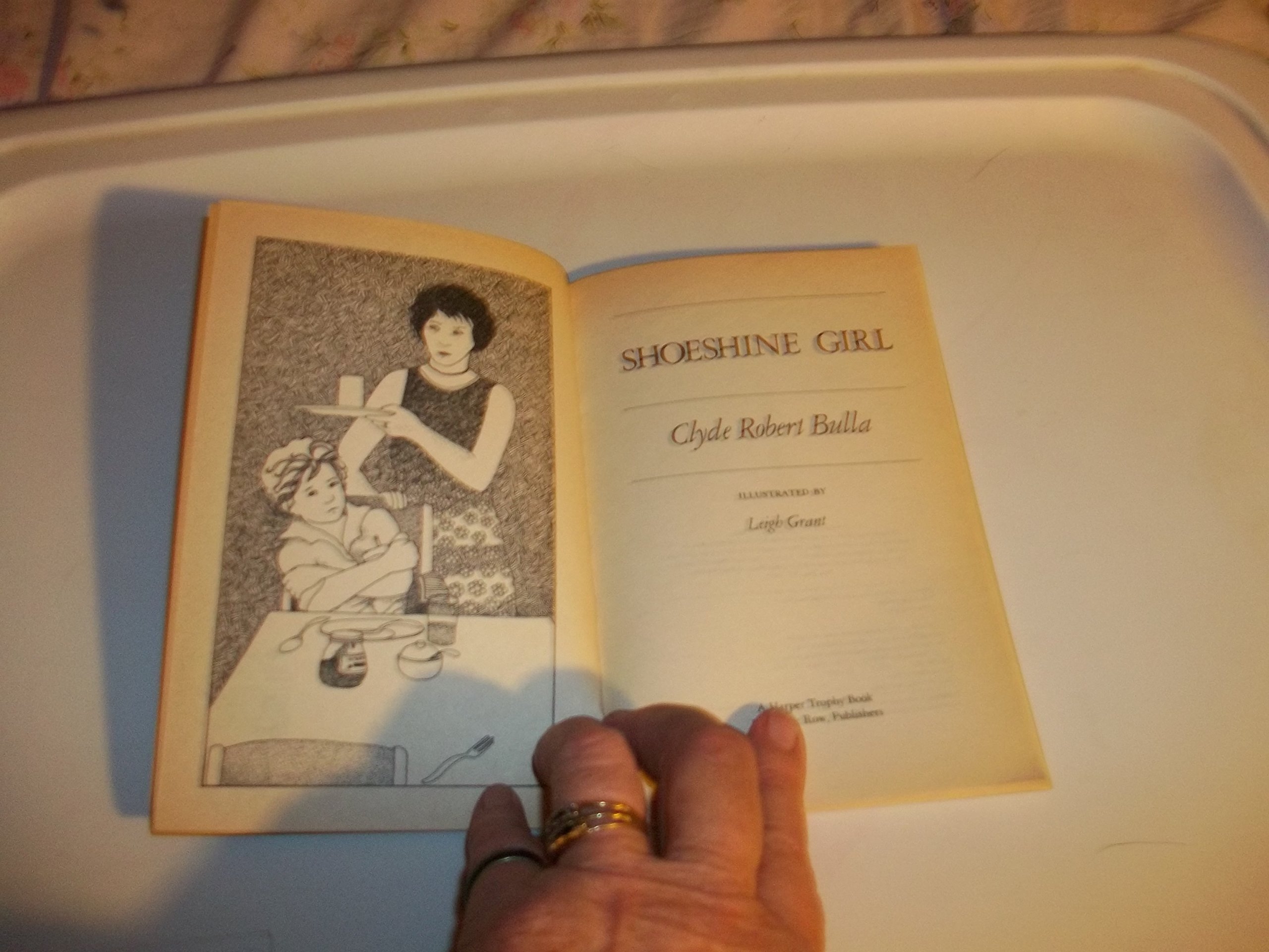 Shoeshine Girl (Rise and Shine) - Trophy Chapter Books Paperback | Engaging Children's Literature for Early Readers & Classroom Reading