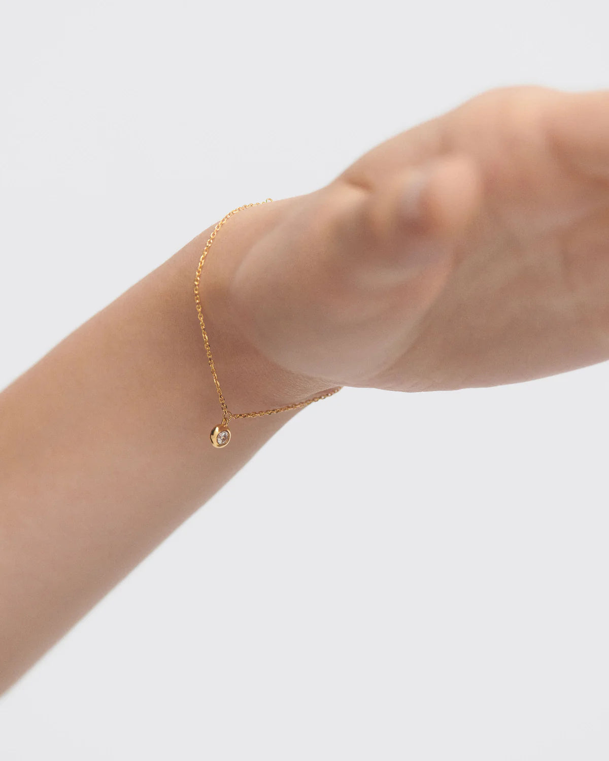 18ct Yellow Gold Vermeil Sand Solitary Bracelet for Women - Elegant Minimalist Dainty Chain Bracelet for Everyday Wear, Gift Giving & Special Occasions