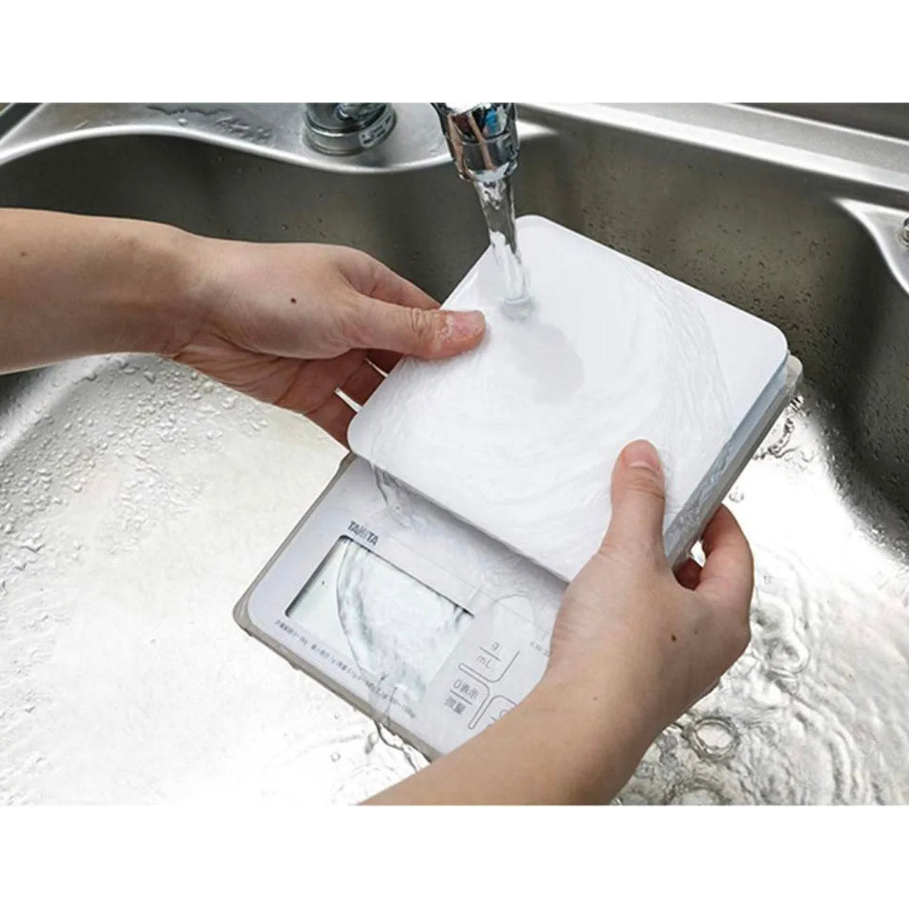 TANITA Waterproof Digital Kitchen Scale - High Precision Food Scale with Liquid Measurement Mode, Washable for Easy Cleaning - Perfect for Baking, Cooking, and Meal Prep
