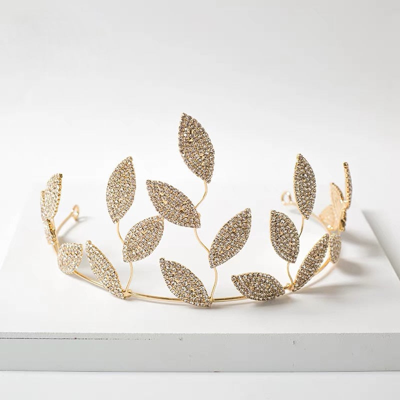 Elegant Goddess Diadem Crown - Vintage Inspired Bridal Tiara for Weddings, Prom, Cosplay & Special Occasions
