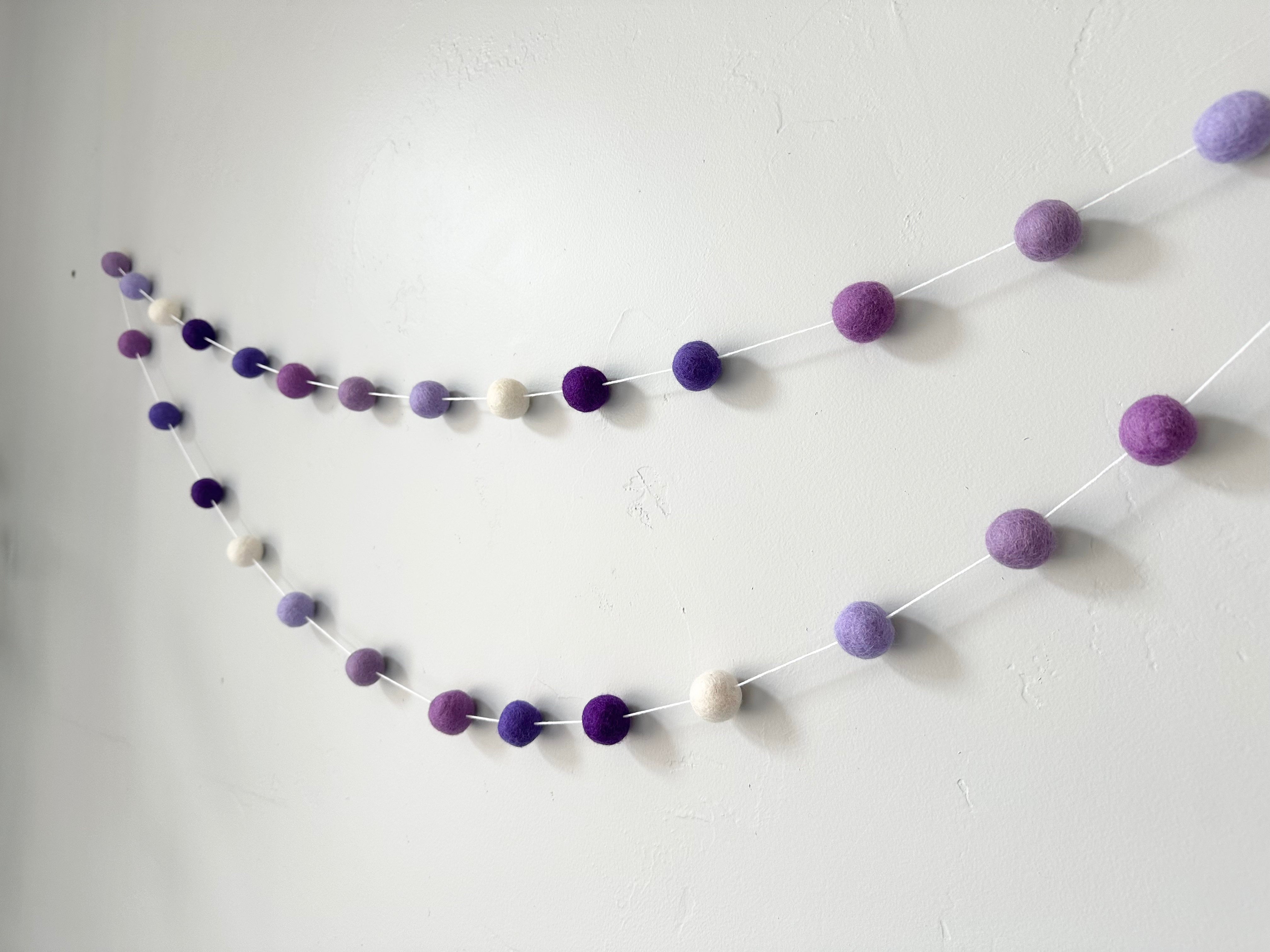 Gradient of Purples Garland - Elegant Purple Ombre Floral Garland for Weddings, Home Decor & Party Decorations