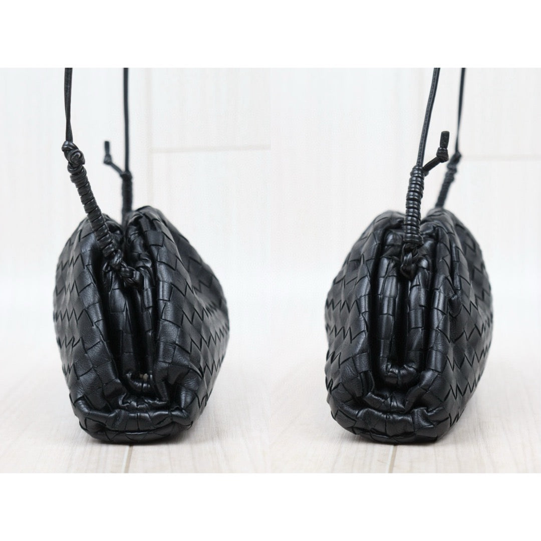 Bottega Veneta S25032619 Mini Pouch Classic in Genuine Lamb Leather - Pre-Owned Luxury Handbag (Very Good Condition) | Perfect for Evening Events, Date Nights & Special Occasions
