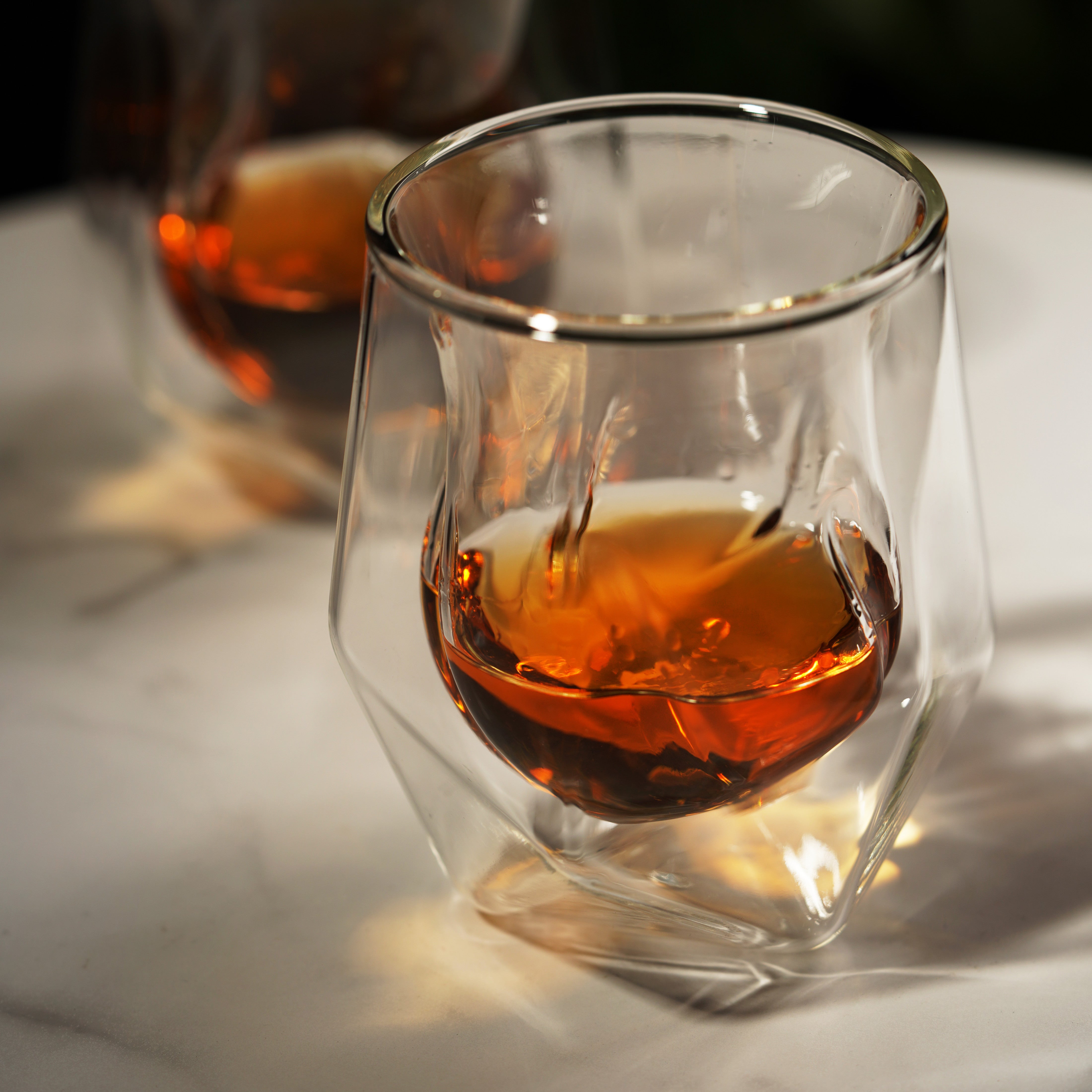 Premium Alchemi Double Walled Aerating Wine Glasses Set of 2 - Insulated Stainless Steel Stemless Tumblers for Red Wine, Whiskey & Cocktails - Perfect for Dinner Parties, Outdoor Entertaining & Gifts