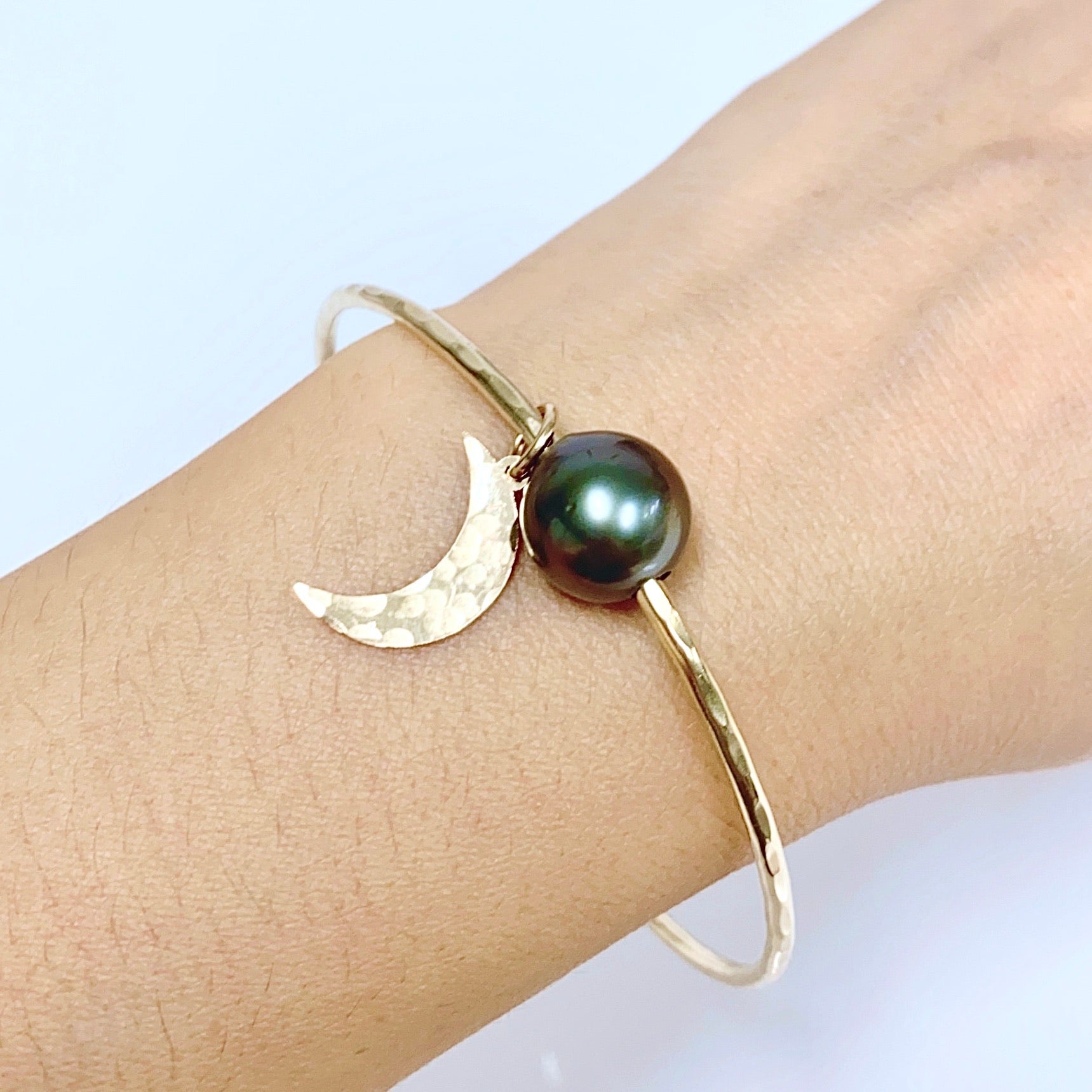 Bangle MAHINA Tahitian Pearl Bracelet (B455) - Elegant Jewelry for Women, Perfect for Weddings, Parties & Special Occasions