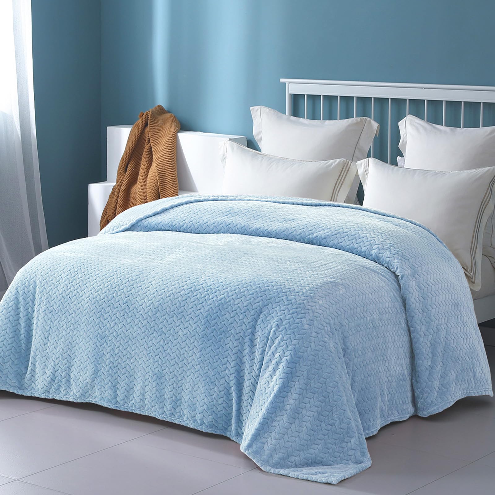 Light Blue Fleece King Size Blanket 90x104 Inches - Soft 3D Jacquard Flannel Blanket, Cozy Lightweight Plush Throw for All Seasons | Perfect for Bed, Couch, Sofa & Home Decor