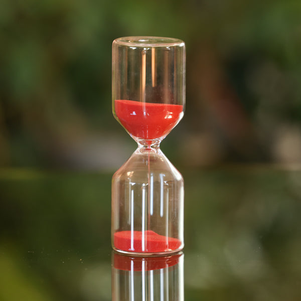 Blue, Red or White Freestanding 15-Minute Hourglass Sand Timer - Perfect for Classroom, Office, and Home Decor