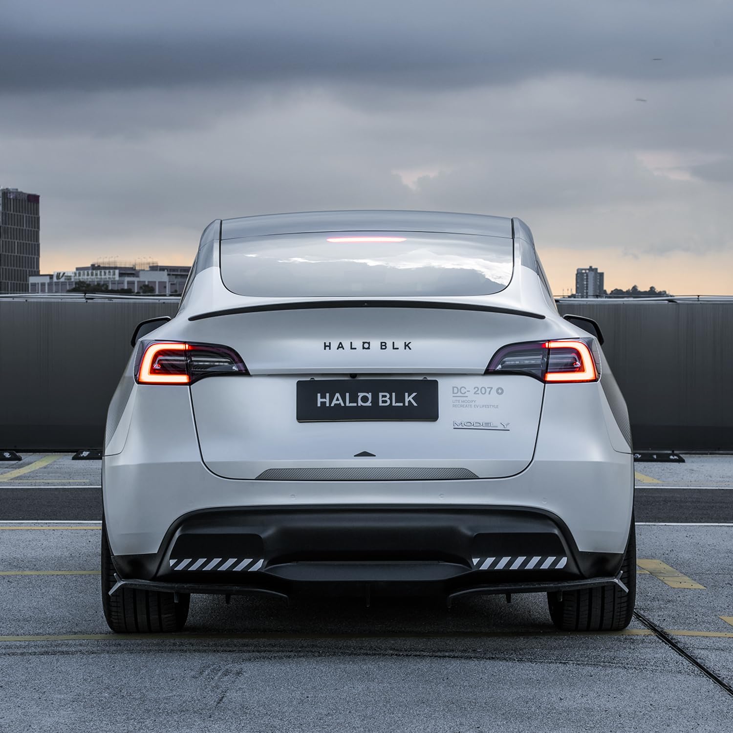 HALOBLK Performance Carbon Fiber Spoiler for Tesla Model Y 2020-2024 - Genuine 3K Matte Finish Rear Wing - Lightweight Aerodynamic Upgrade for Enhanced Style & Downforce