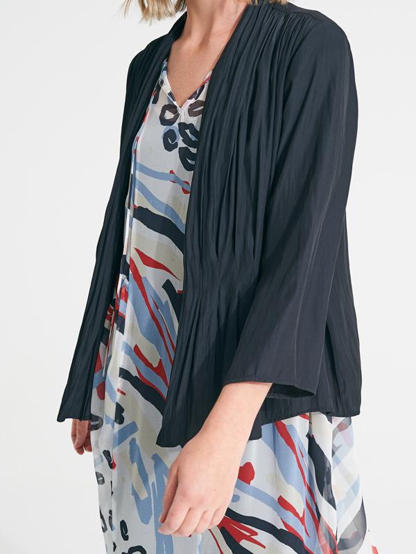 Briony Women's Jacket in Licorice Black - Stylish Outerwear for Fall & Winter Fashion, Outdoor Activities, and Casual Wear