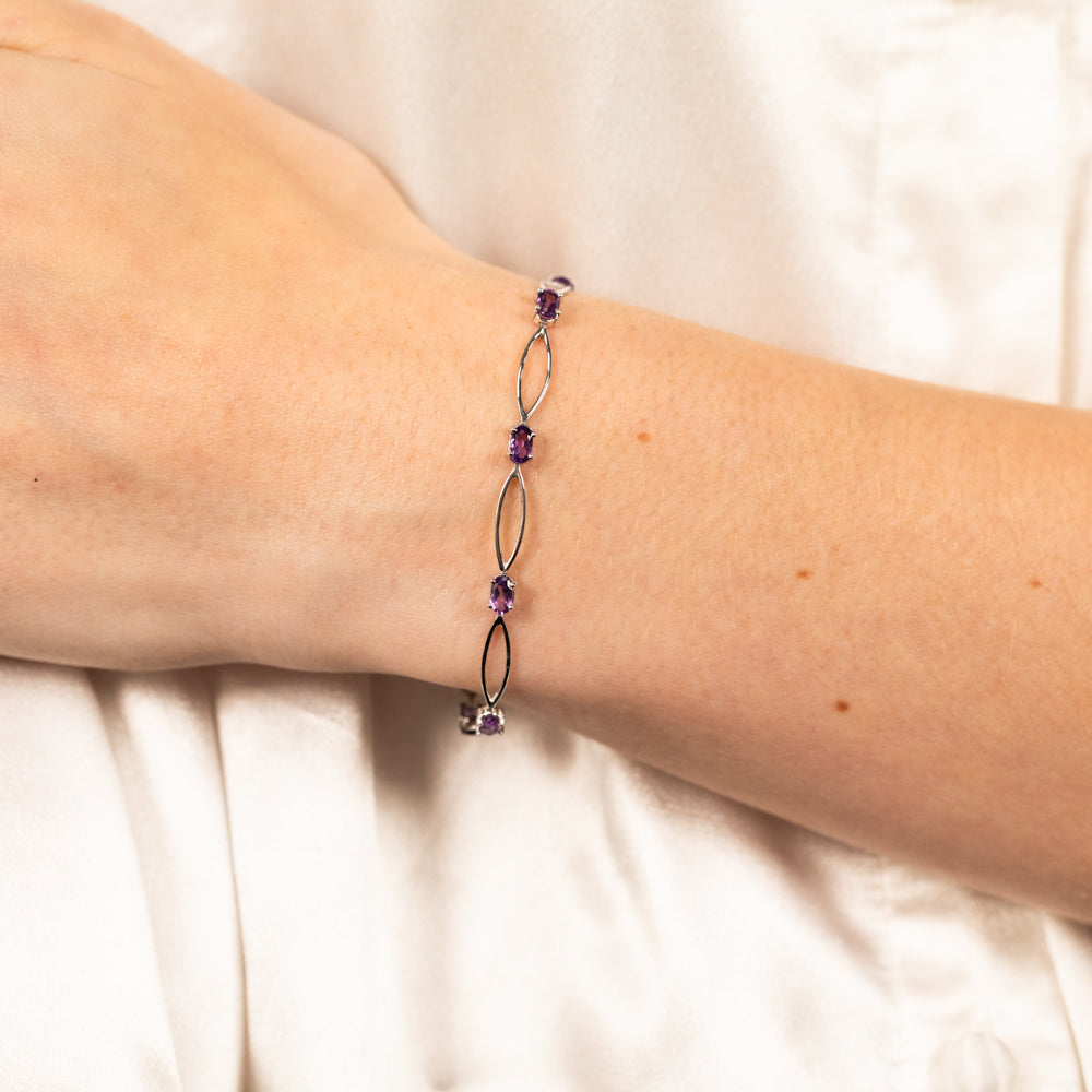 10 Genuine Amethyst Gemstone Bracelet in 925 Sterling Silver - Elegant Healing Crystal Jewelry for Women, Meditation & Spiritual Gifts