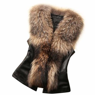 Elegance Meets Warmth: The Winter Waistcoat That Transforms Your Office Wear