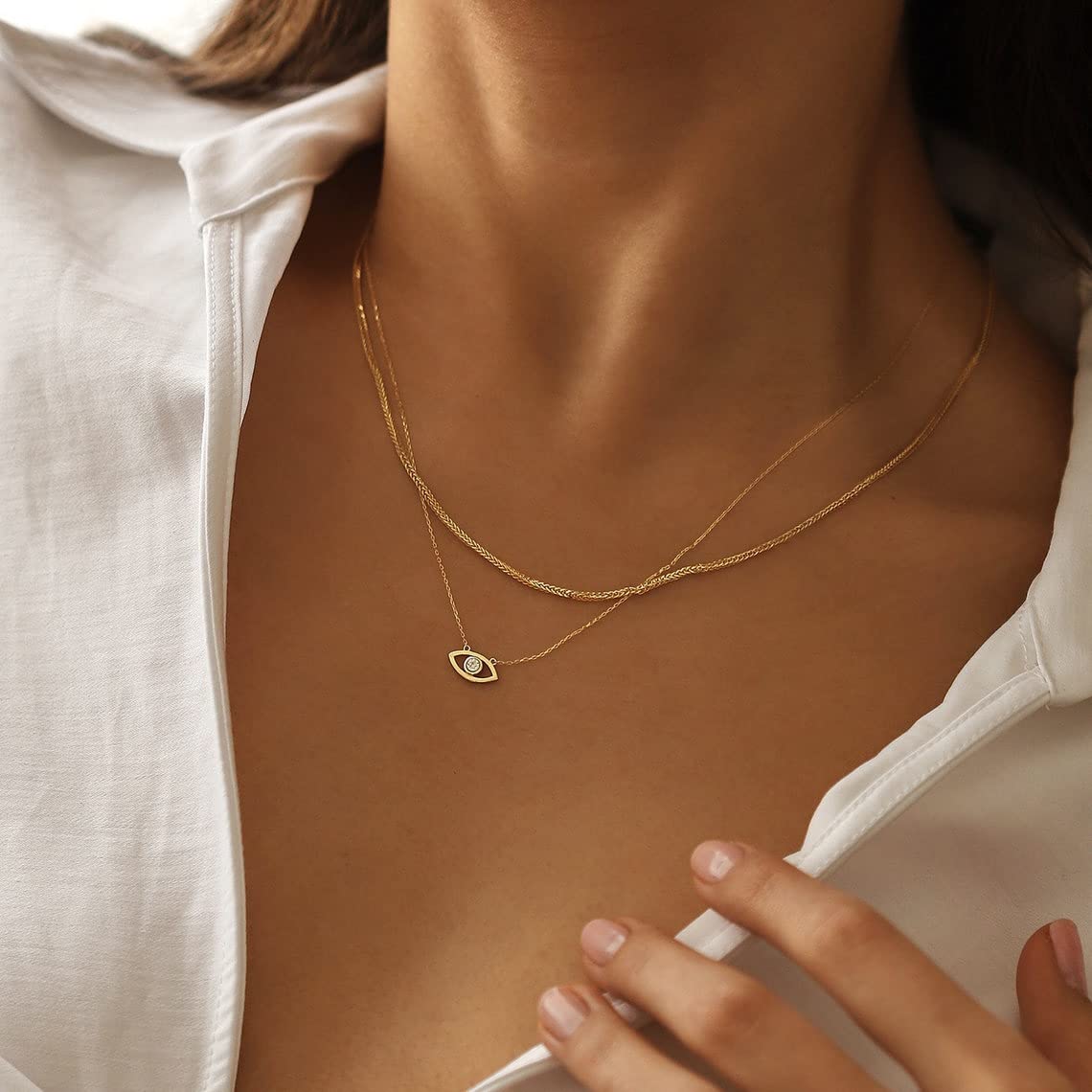 Tasiso 14K Gold Dainty Moon and Star Pendant Necklace for Women - Elegant Crescent Moon & Tiny Star Charm Minimalist Jewelry | Perfect for Everyday Wear, Gift Giving & Special Occasions