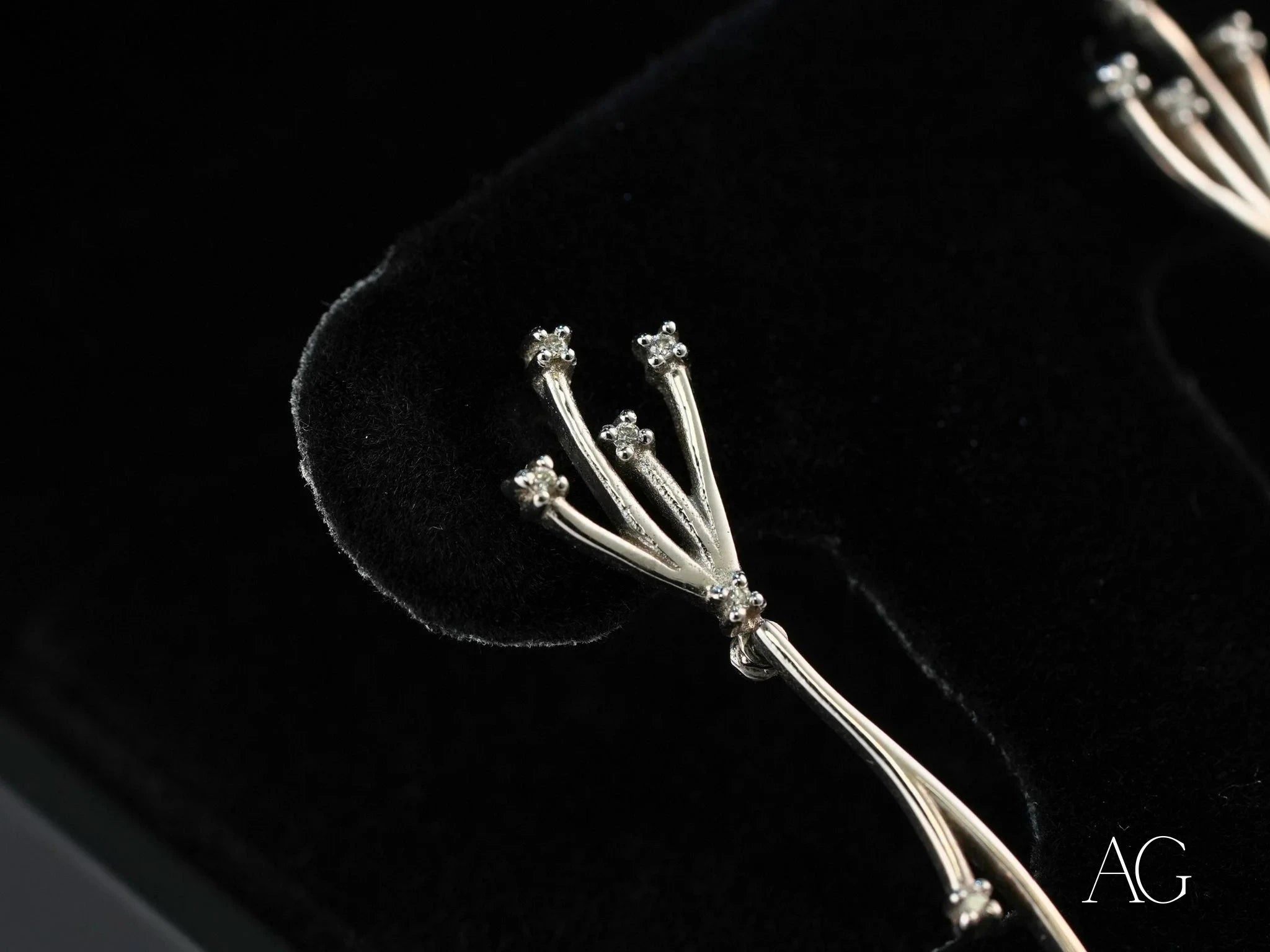 18K White Gold Diamond Earrings for Women - Elegant Stud Earrings with Genuine Diamonds - Perfect for Weddings, Anniversaries & Special Occasions