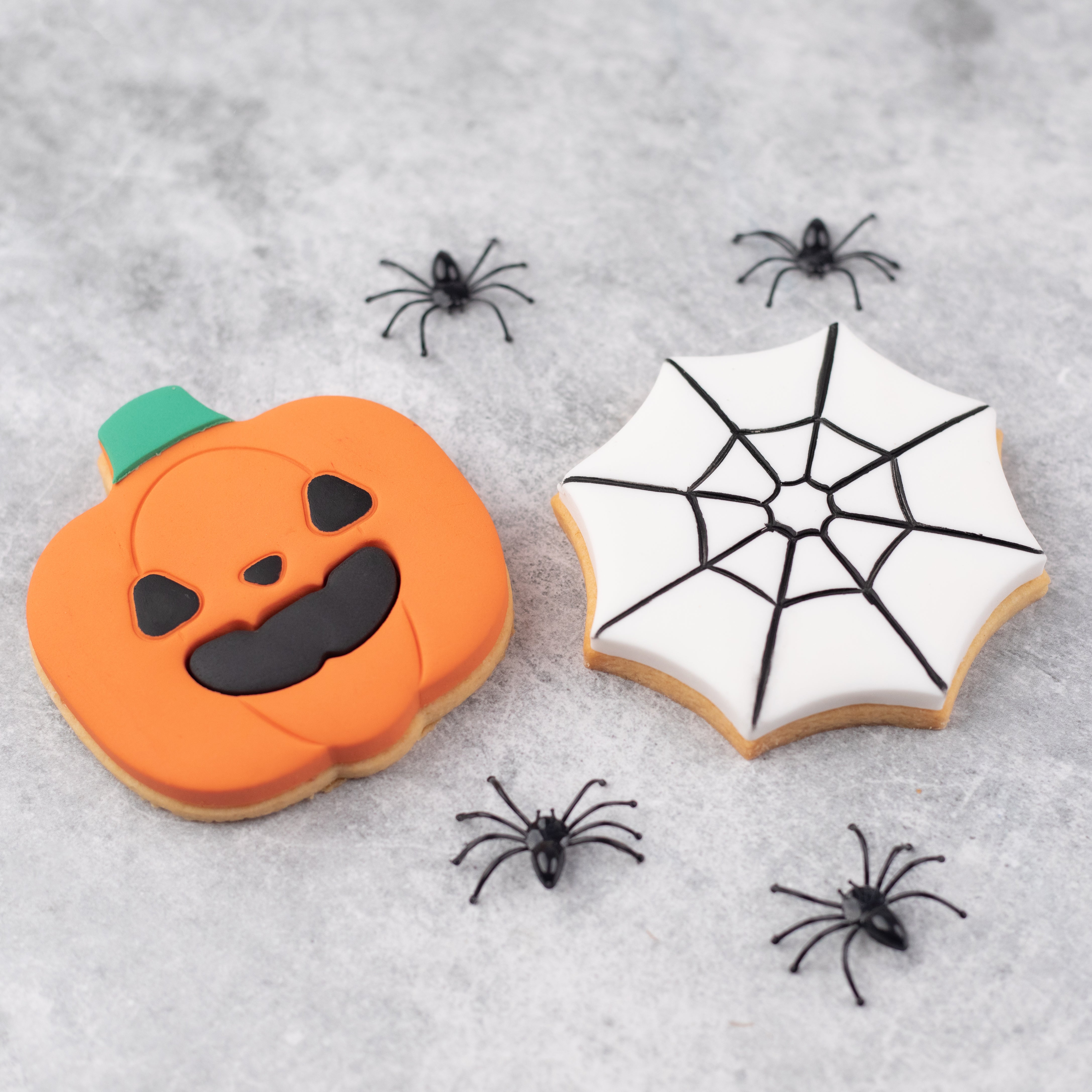 Halloween Sandwich Cutters Set - Fun Lunch Punch Shapes for Kids, Bento Box & Party Food Decorations - Perfect for School Lunches, Halloween Parties & Holiday Snacks