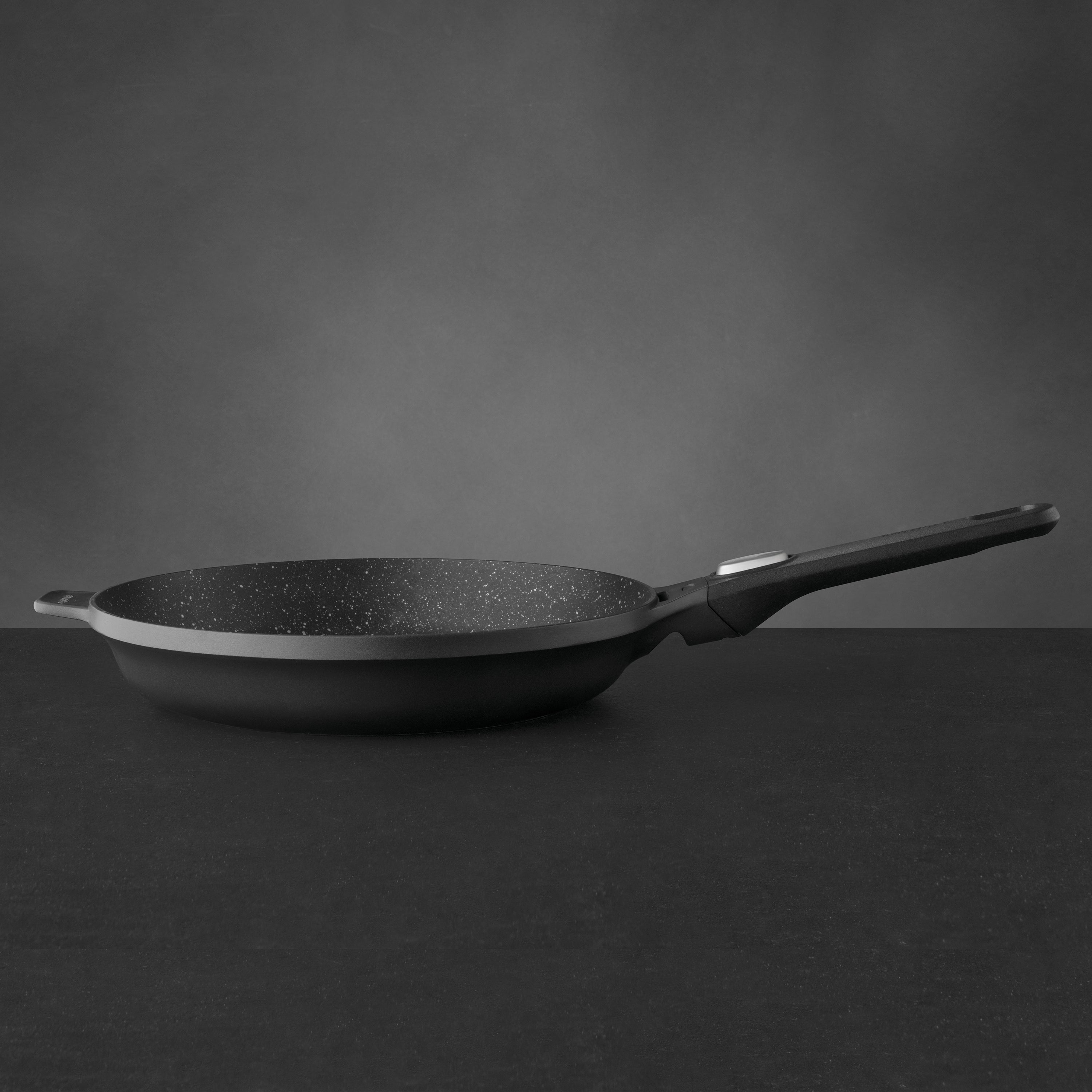 BergHOFF GEM 9-Piece Nonstick Cookware Set - Black Ceramic Coating Pots and Pans for Healthy Cooking | Perfect for Frying, Sauteing, Boiling & Everyday Kitchen Use