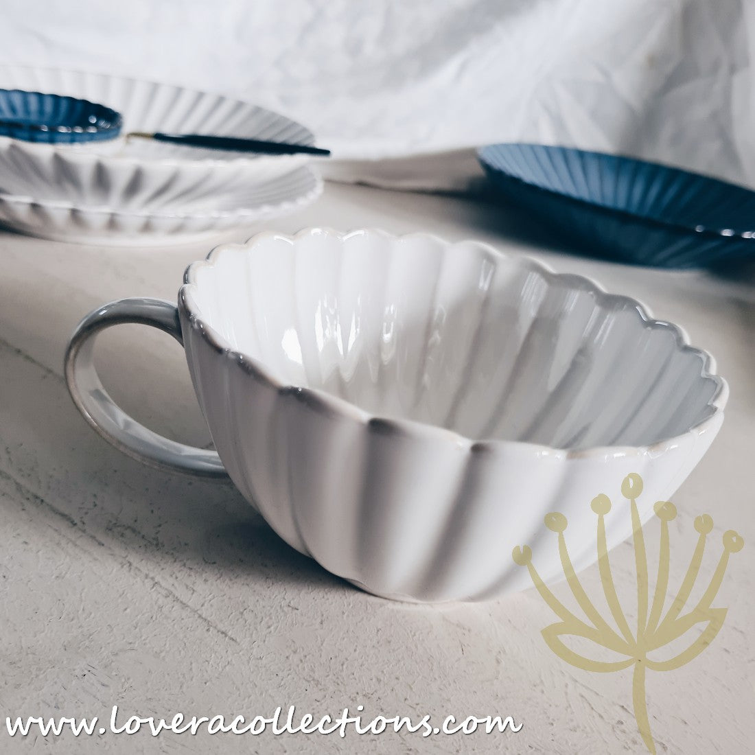Rustic Seashell Dinnerware Set - Beach Themed Plates, Bowls & Serving Dishes for Coastal Dining & Entertaining - Perfect for Beach House, Summer Parties & Nautical Decor