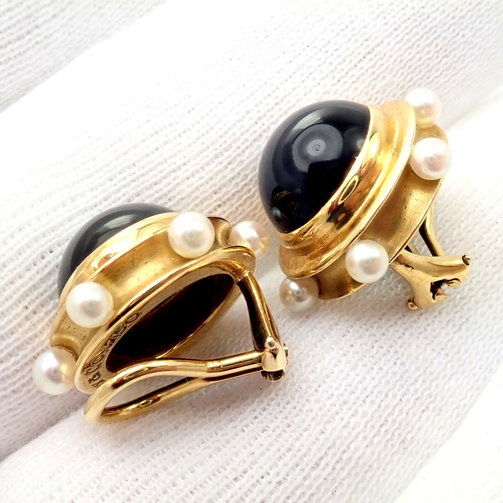 Vintage Authentic Tiffany & Co. 18k Yellow Gold Pearl & Onyx Earrings - Rare Luxury Jewelry for Women, Elegant Gift for Anniversary, Wedding & Special Occasions