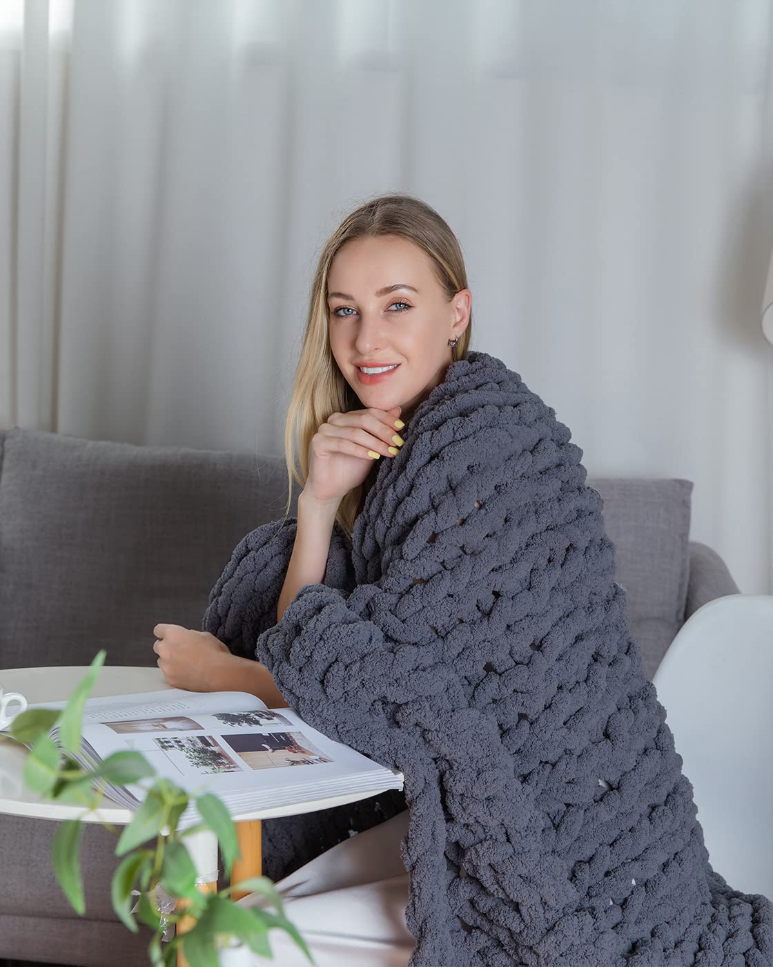 Alzoear Chunky Knit Throw Blanket - Chenille Handmade Cozy Warm Blanket for Sofa, Bed & Home Decor (Dark Grey, 60x80 Inches) - Perfect for Winter Nights, Couch Lounging & Gift Giving