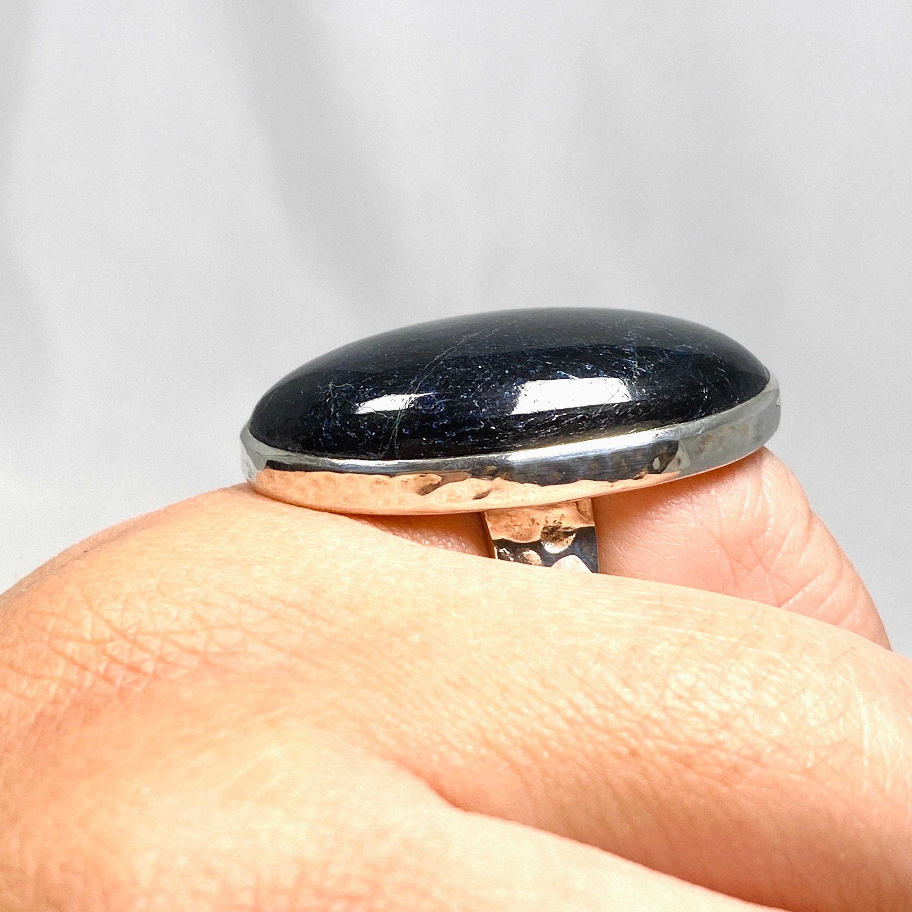 Black Tourmaline Oval Hammered Band Ring for Men - Size 11 (KRGJ2876) - Protection Stone Jewelry for Energy Healing & Spiritual Wellness