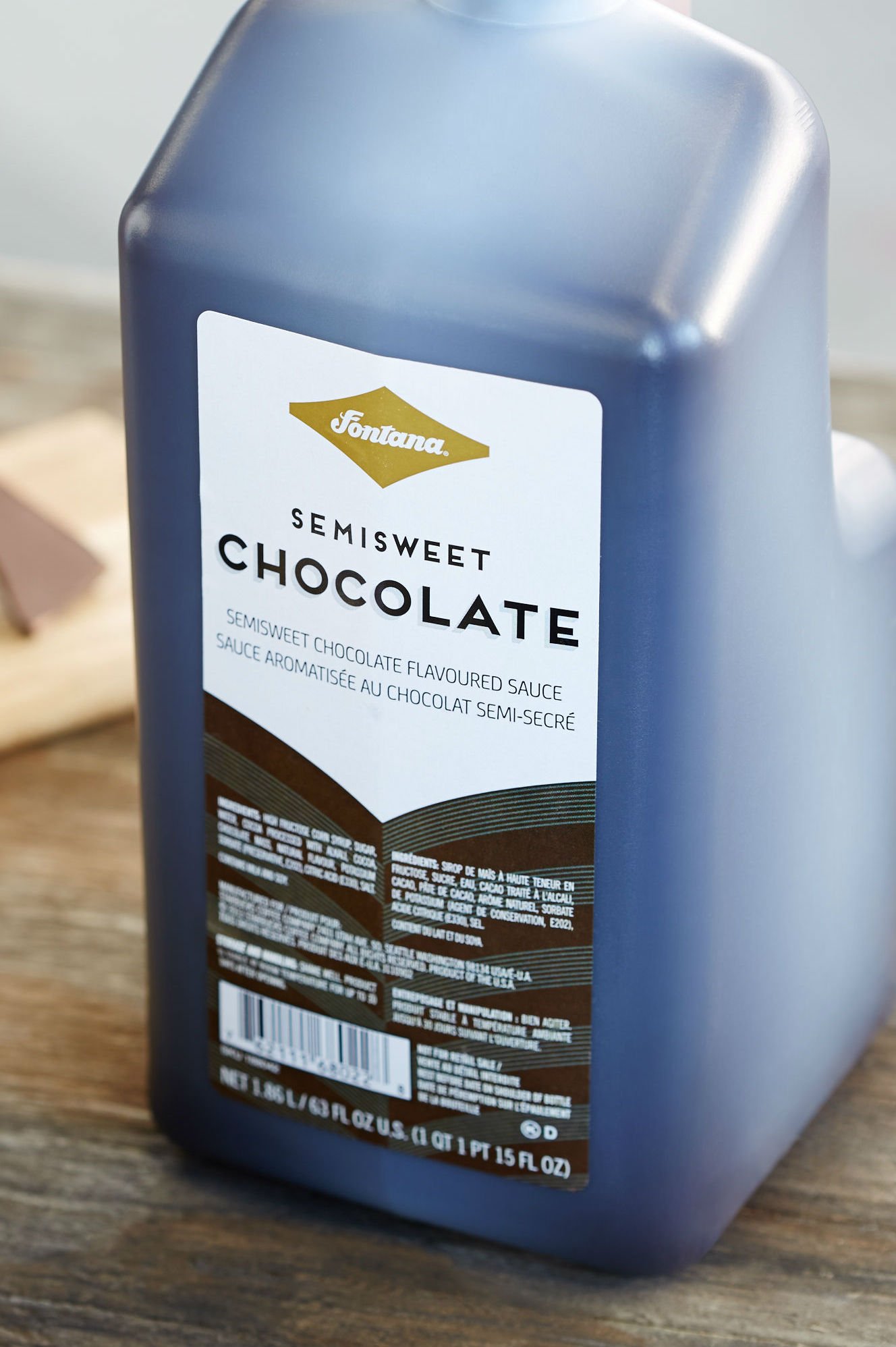 Fontana™ Semi-Sweet Chocolate Mocha Sauce - 63 fl oz Bottle for Coffee, Desserts & Baking | Rich Flavor for Lattes, Ice Cream & Pastries