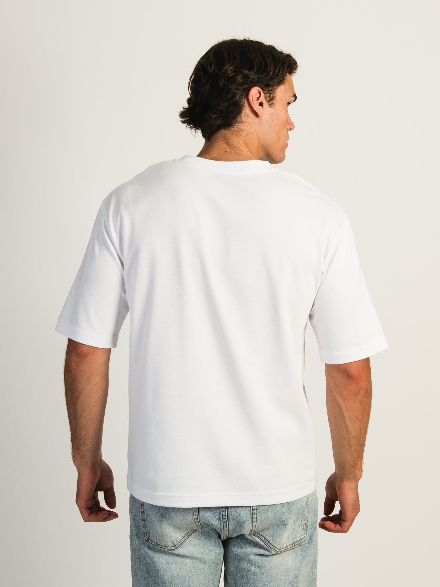 BOXY FIT TEE WHITE - Oversized Cotton T-Shirt for Women | Casual Streetwear & Layering Essential