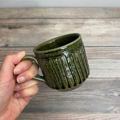 Premium Shinogi Ceramic Mug - Oribe Green Glaze - Perfect for Tea, Coffee & Hot Beverages at Home or Office