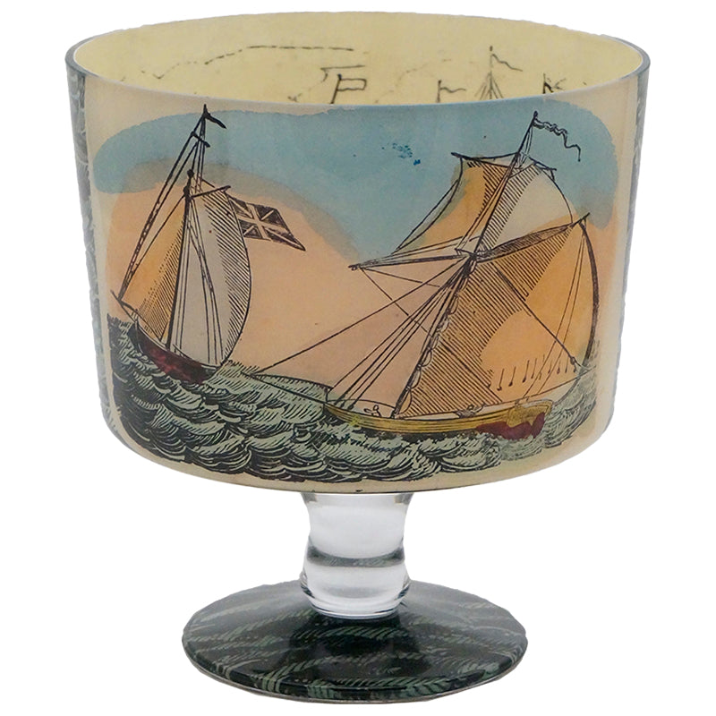 Classic Pot with Ships Design - Vintage Nautical Decor for Kitchen, Bathroom, or Garden - Perfect for Planters, Storage, or Home Decor