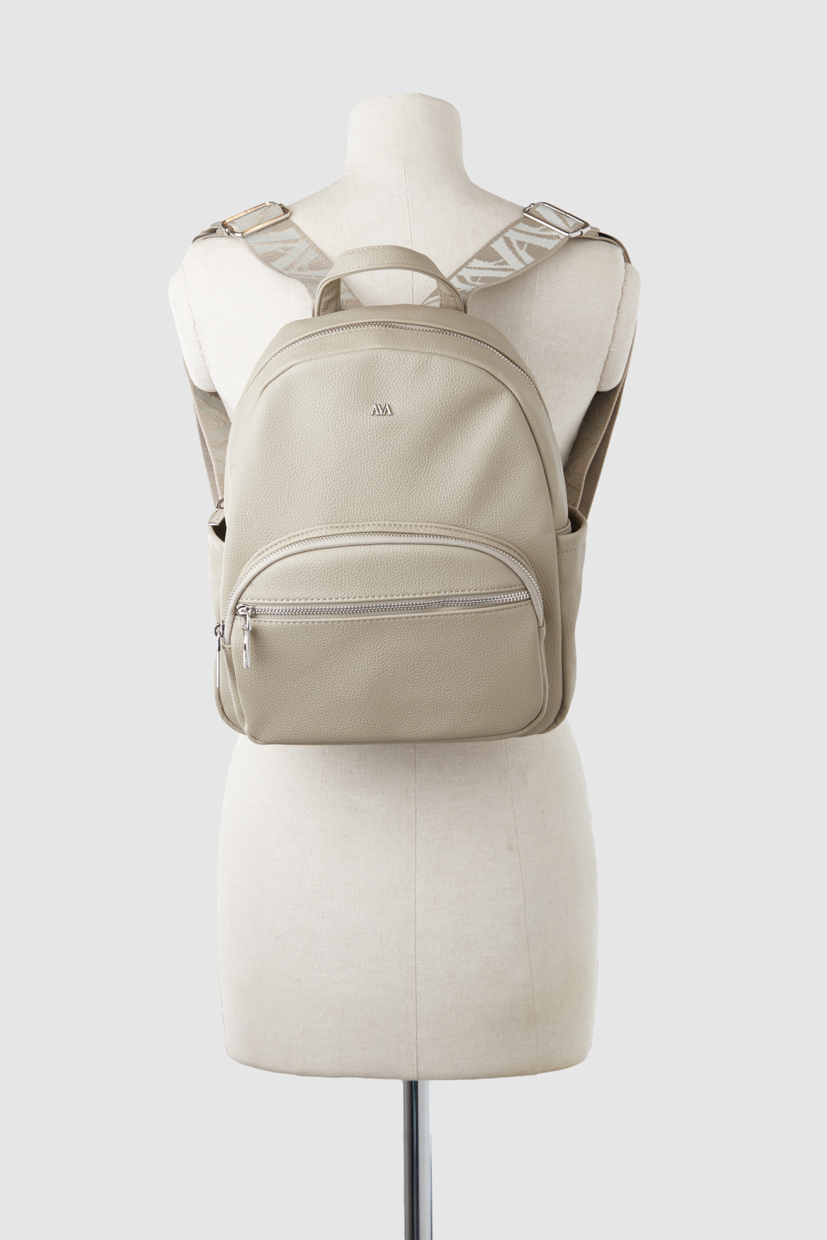 Juni Medium Backpack - Lightweight Durable Laptop Backpack for Women & Men, Water-Resistant Travel Daypack with USB Charging Port - Perfect for Work, School, College & Commuting
