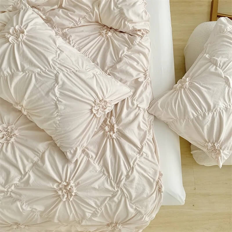Elegant Ruffle Flower Duvet Cover Set - Queen Size Bedding with Matching Pillowcases - Perfect for Boho Chic Bedroom Decor & Guest Room Styling