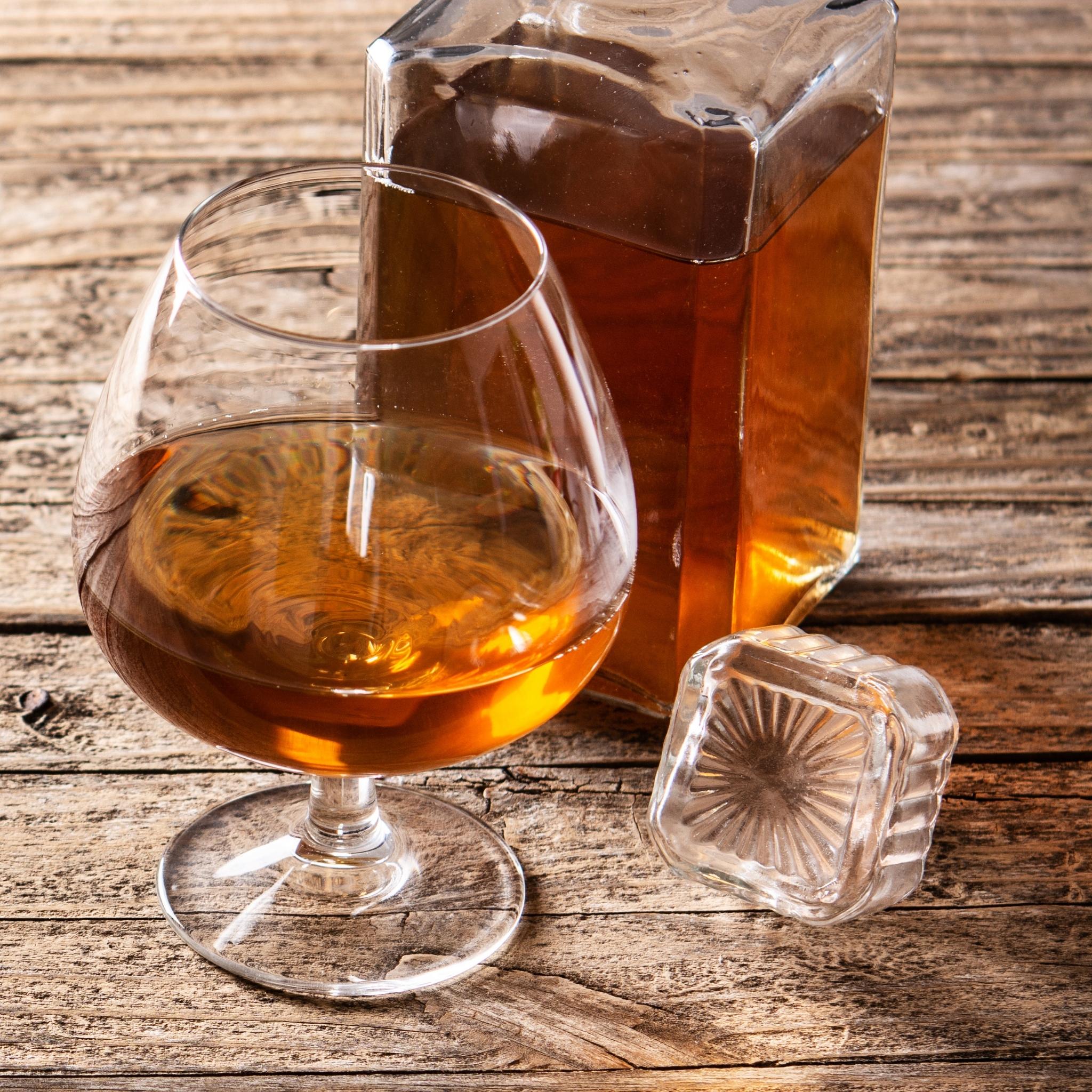 Premium Cognac & Cuban Cigar Fragrance Oil - Warm, Rich Scent for Candles, Soaps & Home Diffusers - Perfect for Relaxation & Luxury Ambiance